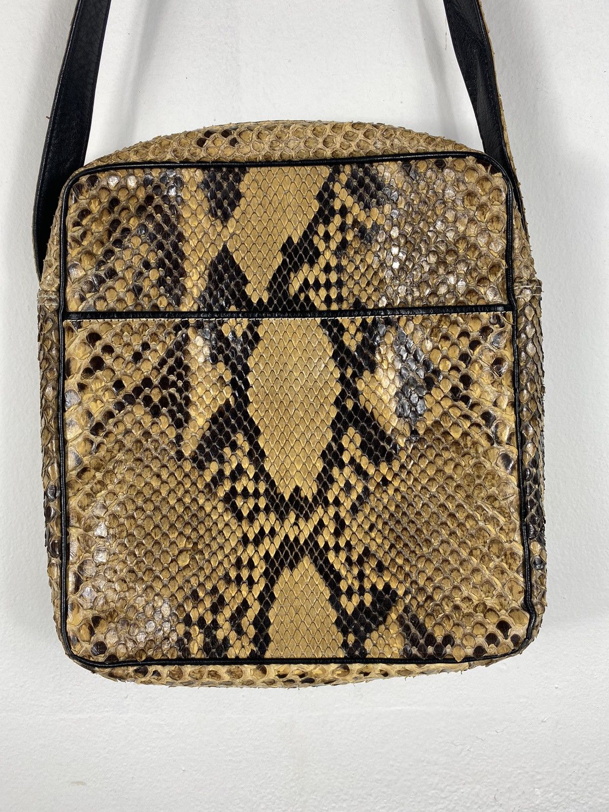 Genuine Leather Rare 🔥🔥Burma Python Genuine Skin Slim Bag Size ONE SIZE - 8 Thumbnail