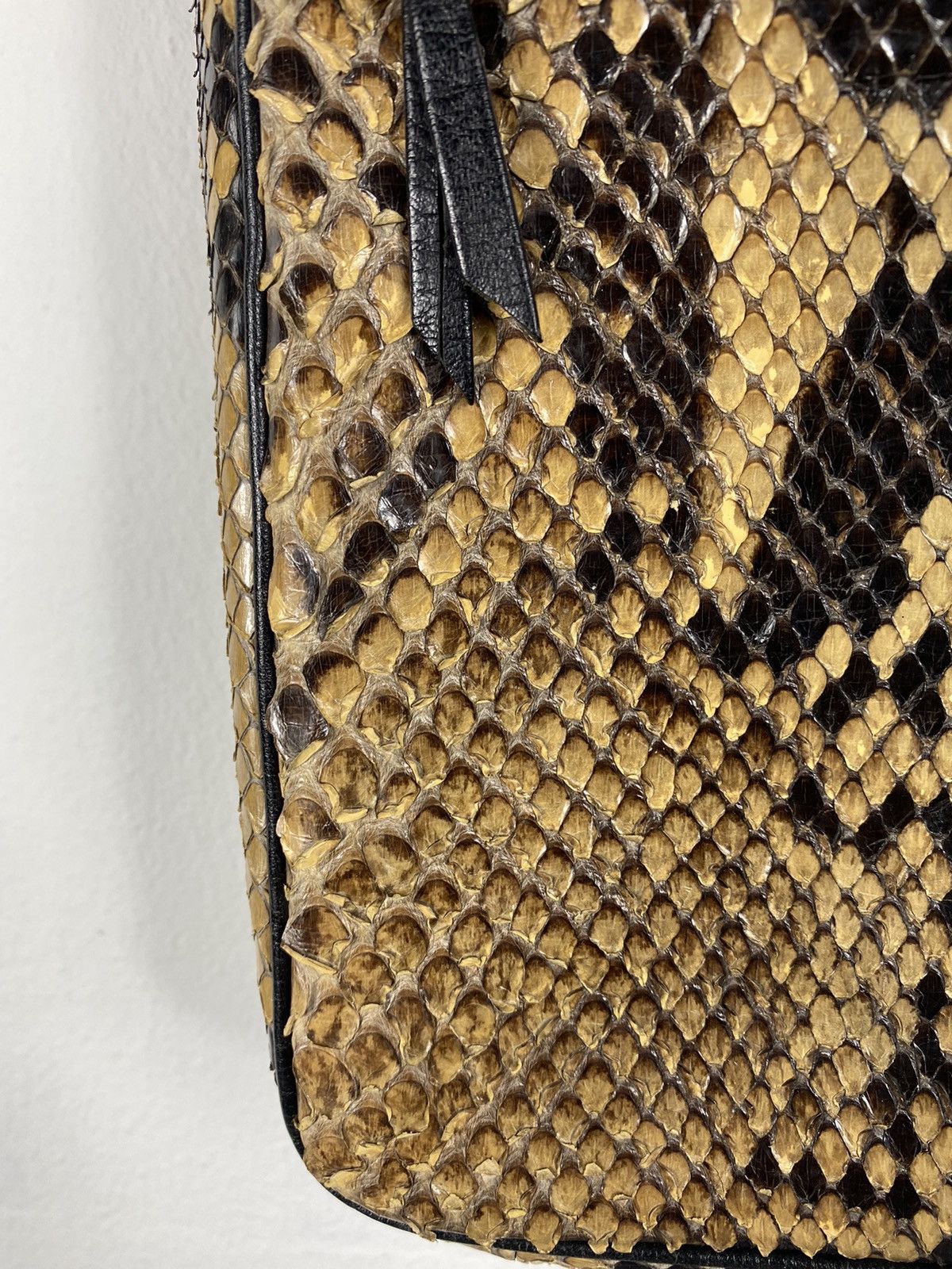 Genuine Leather Rare 🔥🔥Burma Python Genuine Skin Slim Bag Size ONE SIZE - 6 Thumbnail