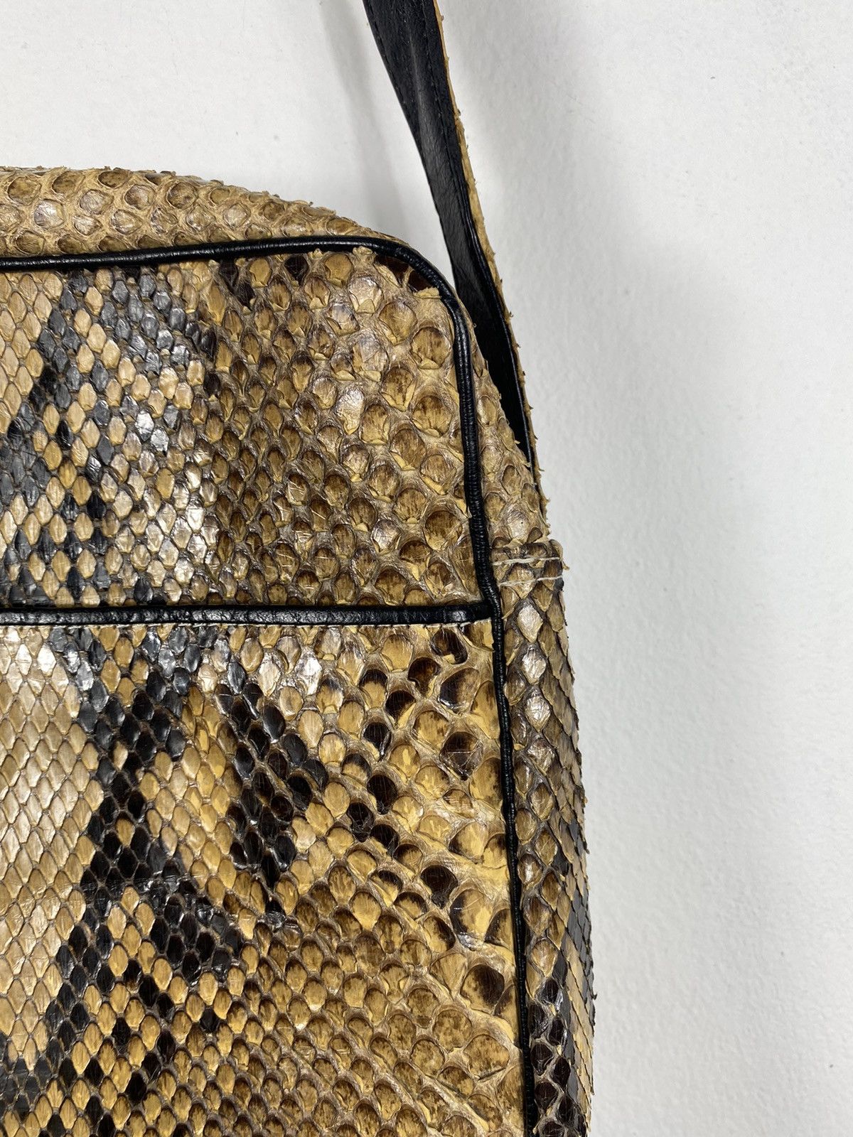 Genuine Leather Rare 🔥🔥Burma Python Genuine Skin Slim Bag Size ONE SIZE - 9 Thumbnail