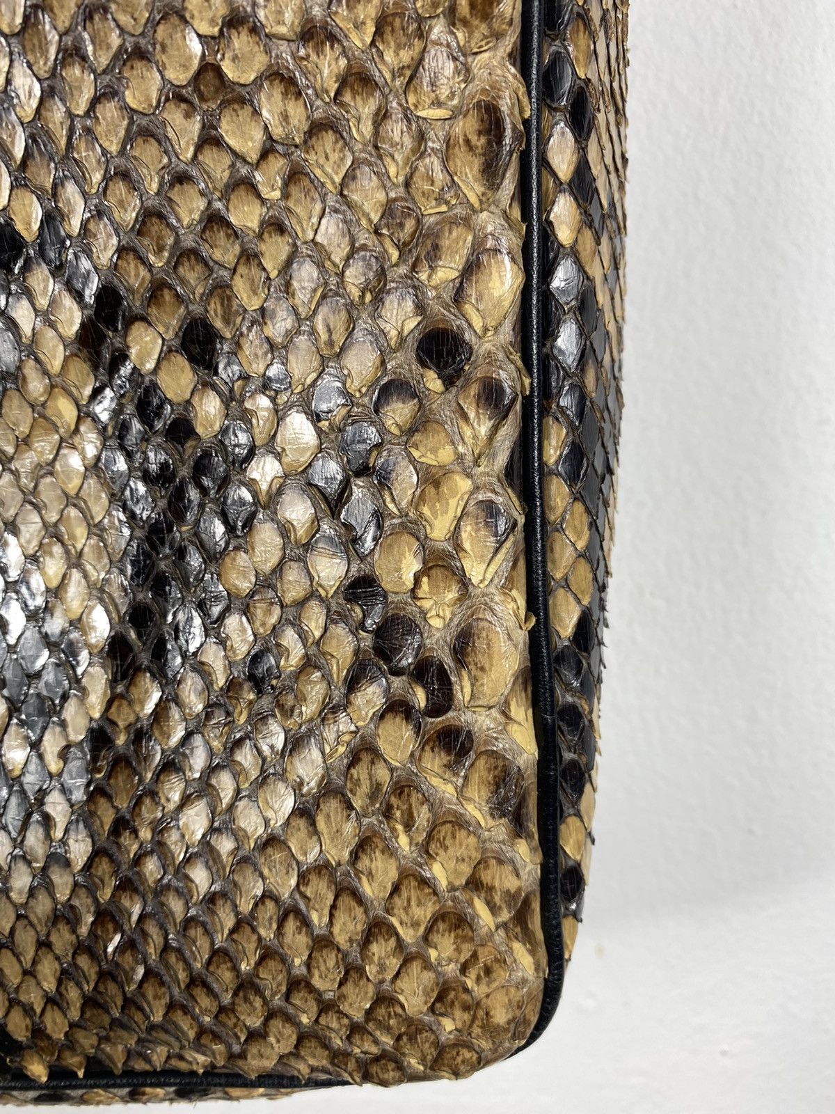Genuine Leather Rare 🔥🔥Burma Python Genuine Skin Slim Bag Size ONE SIZE - 4 Thumbnail