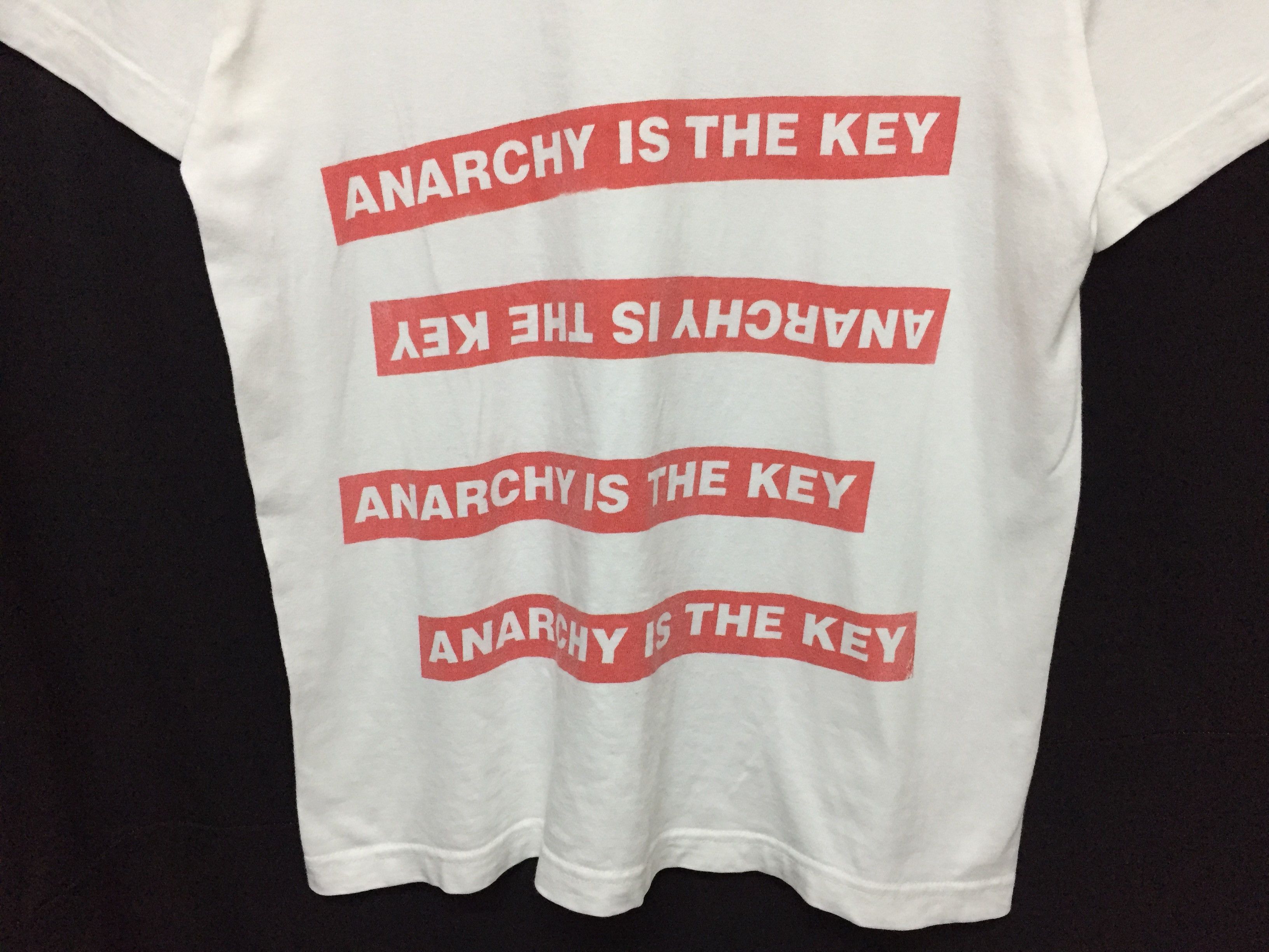 Undercover × Vandalize SS06 undercover X Vandalize anarchy is a key tee Size US S / EU 44-46 / 1 - 4 Thumbnail