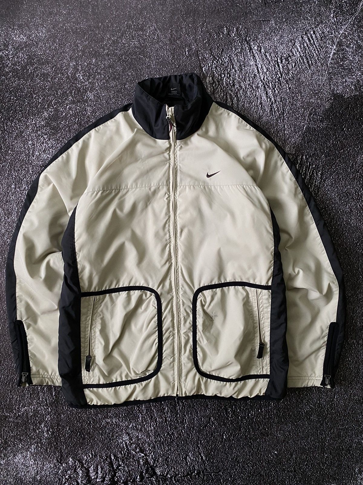 Nike Vintage Nike Y2K Nylon Swoosh Windbreaker Jacket Size US S / EU 44-46 / 1 - 1 Thumbnail