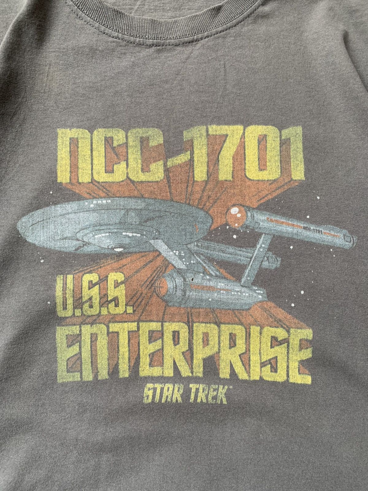 Vintage Vintage Star Trek U.S.S. Enterprise ncc-1701 t-shirt Size US M / EU 48-50 / 2 - 3 Thumbnail