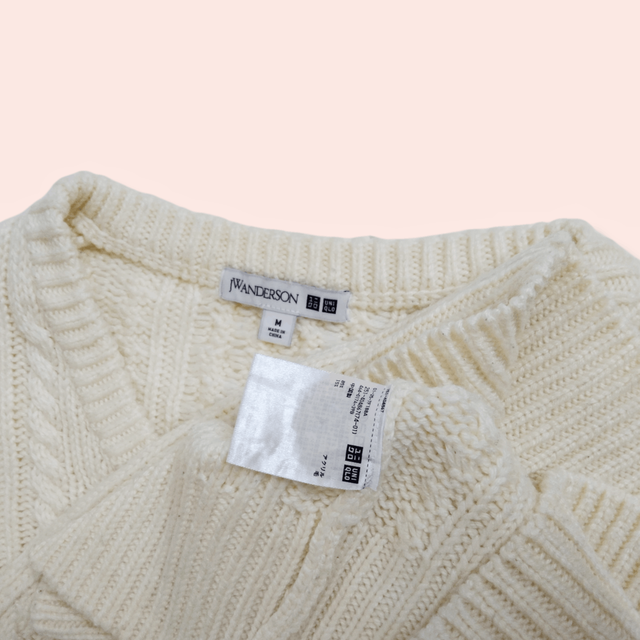 JW Anderson × Uniqlo JW ANDERSON X UNIQLO V NECK CABLE KNIT SWEATER Size US M / EU 48-50 / 2 - 3 Thumbnail