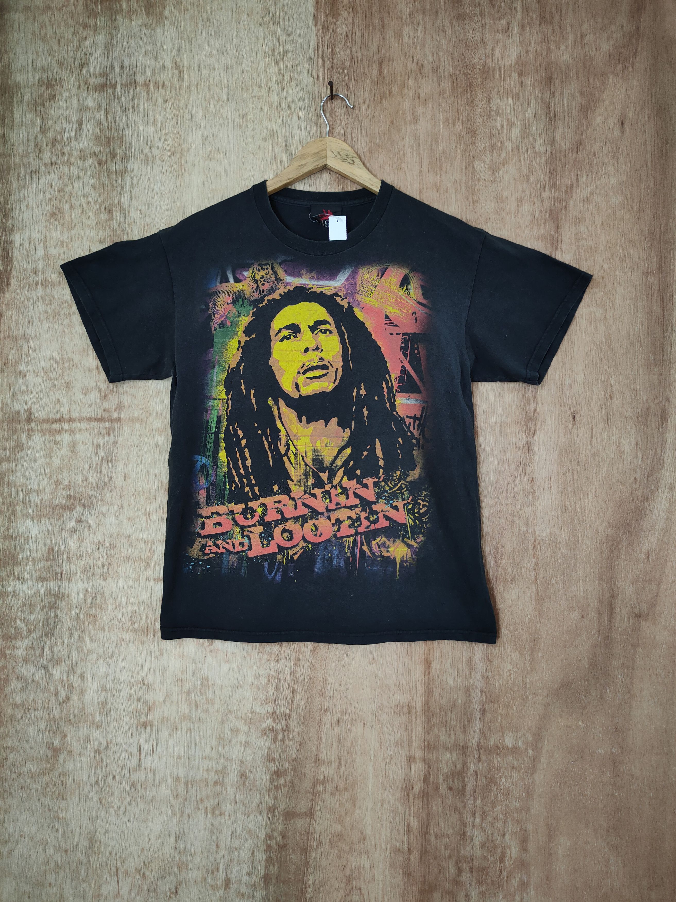 Bob Marley DLL 90' Bob marley Burning & Lootin Vintage tee #46-640 Size US M / EU 48-50 / 2 - 1 Thumbnail
