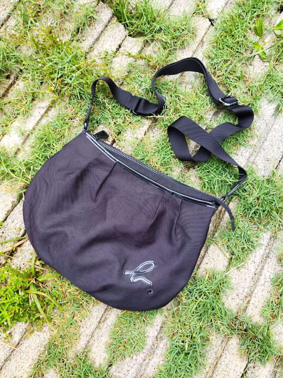 agnes b. Vintage Agnes b. Sling Bag Size ONE SIZE - 2 Thumbnail