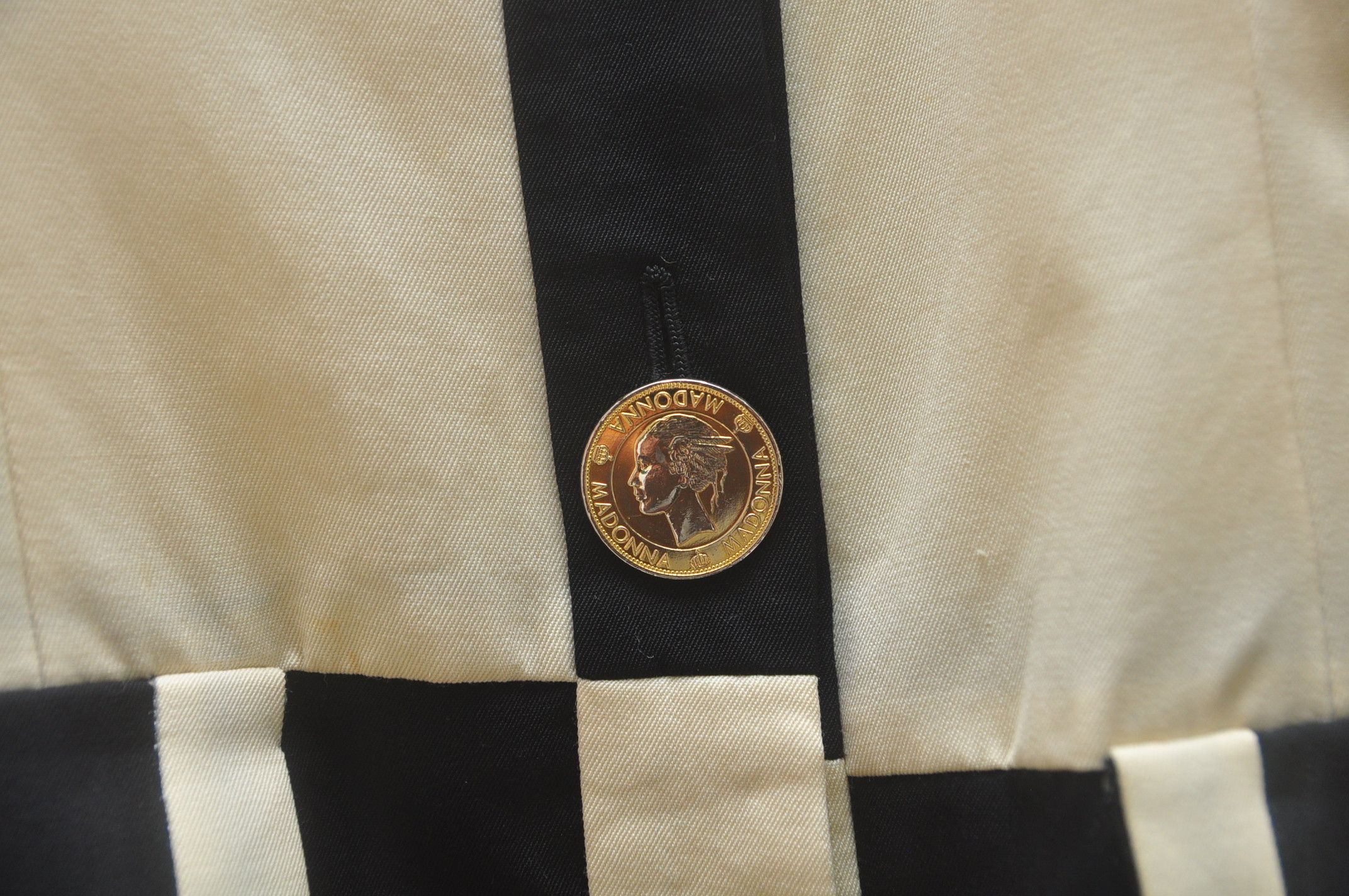 Designer × Japanese Brand × Vintage Vintage Madonna Jacket Designer Fashion style Size M / US 6-8 / IT 42-44 - 6 Thumbnail