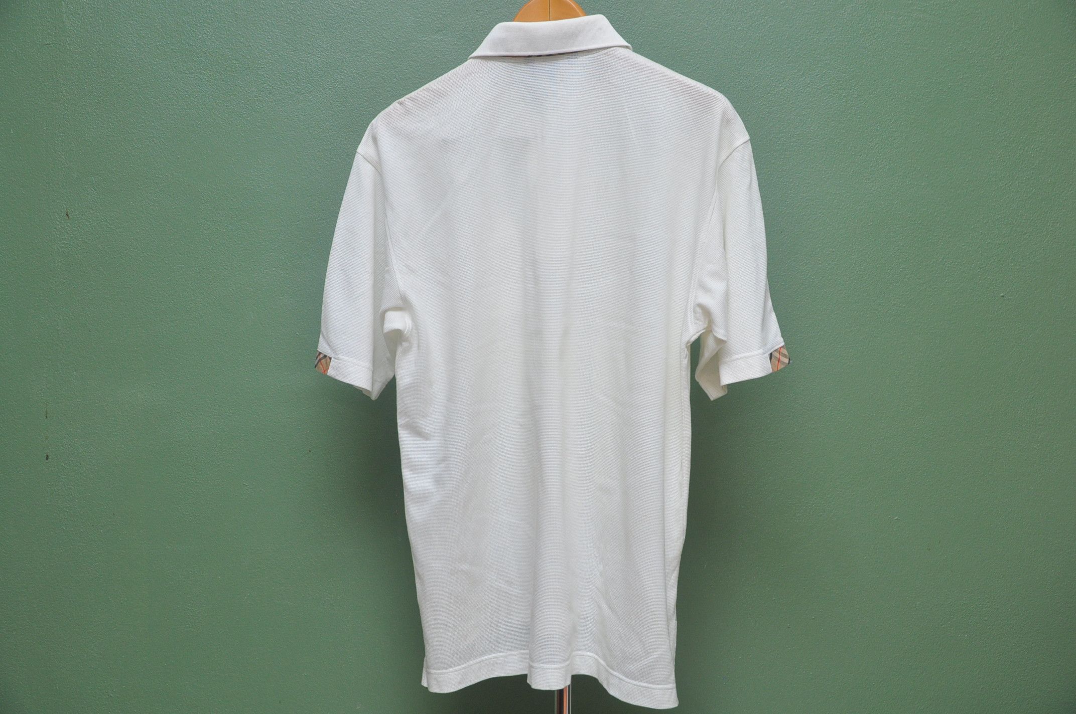 Burberry × Designer × Japanese Brand Vintage Burberry Golf Shirt Designer Fashion Style Size US L / EU 52-54 / 3 - 2 Thumbnail