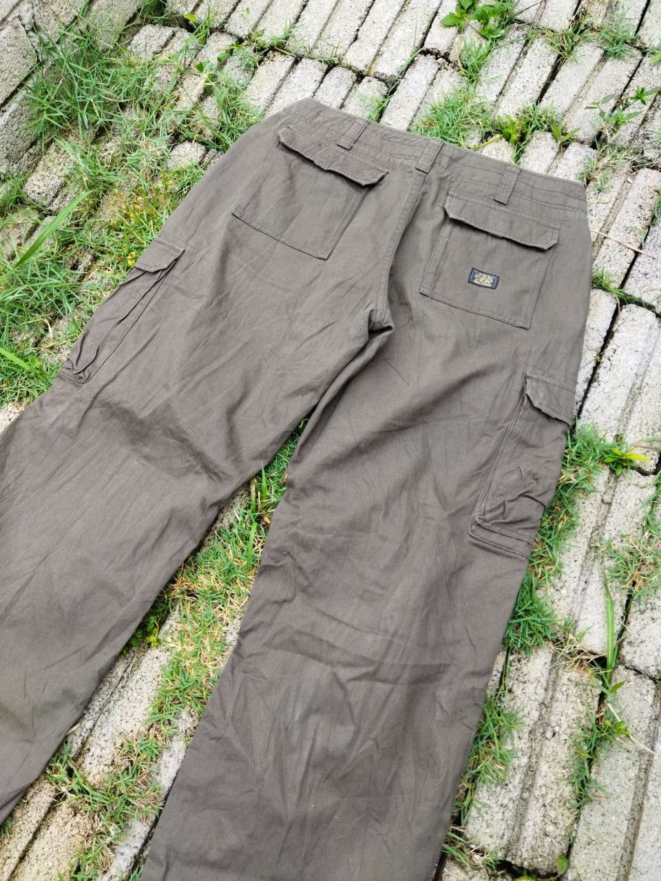 Japanese Brand Surplus Japan Utility 6 Pocket Cargo Pants Size US 35 - 8 Thumbnail
