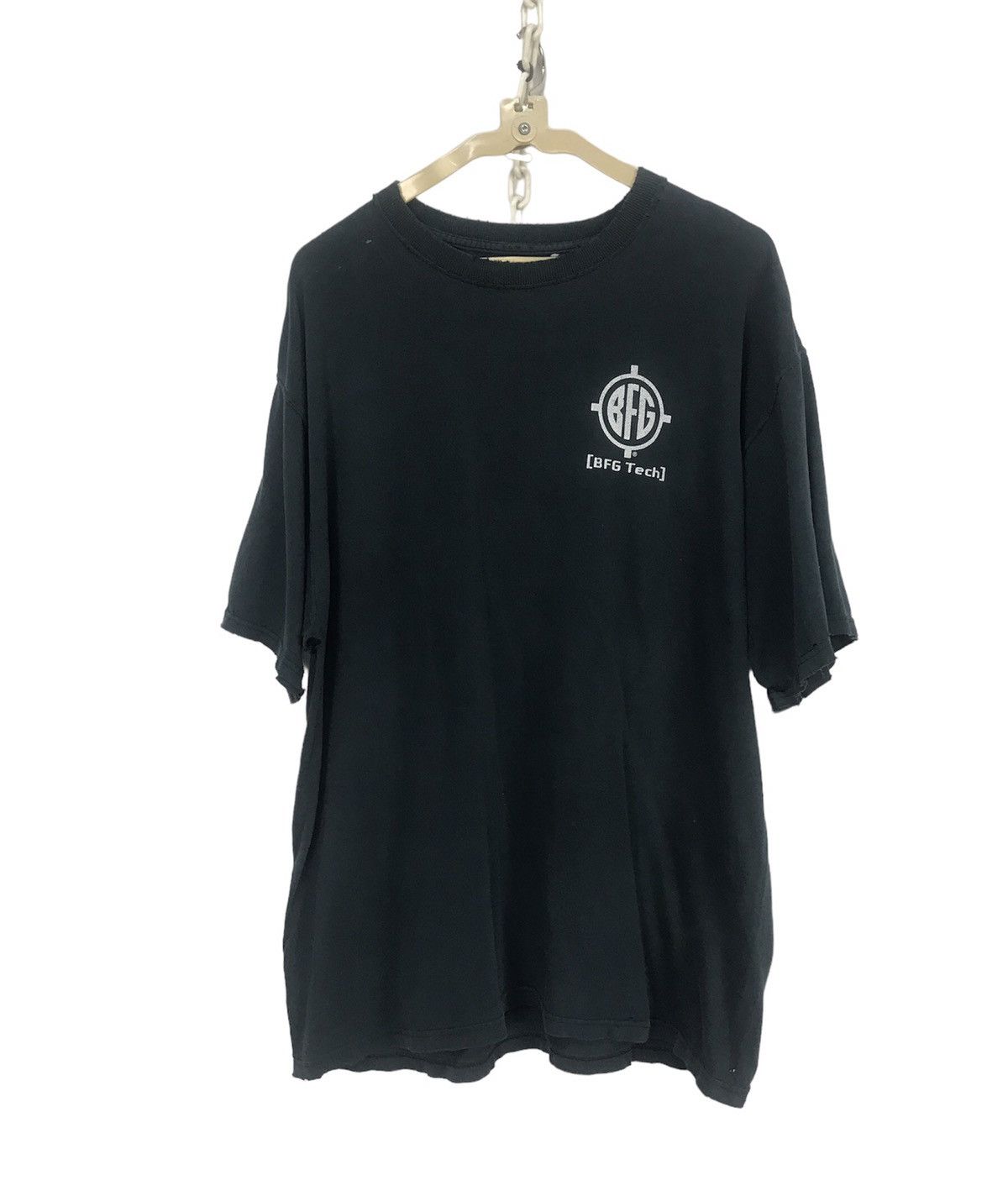 Bfg tech distressed tshirt