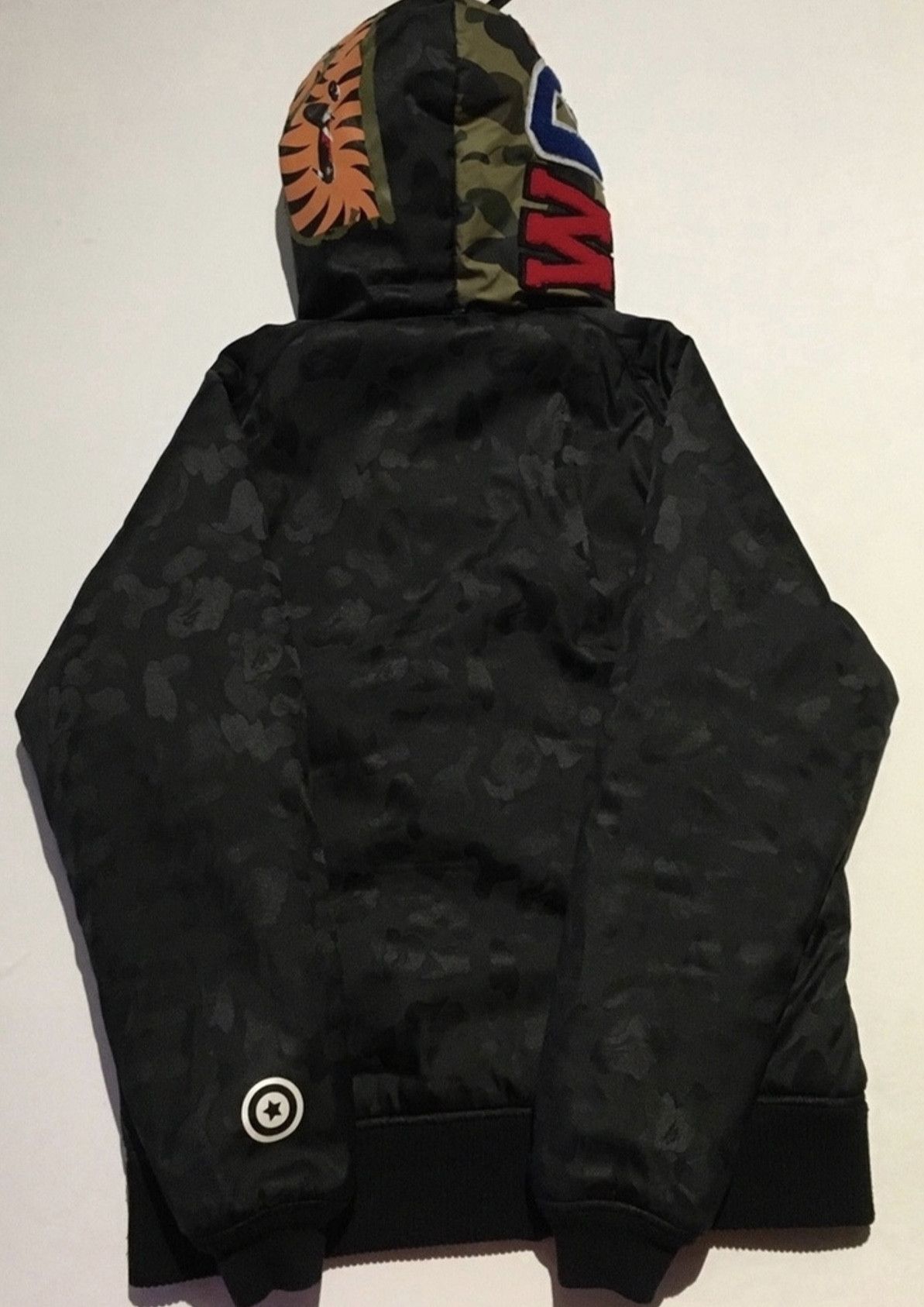 Bape Bape camo shark hoodie heavy jacket Size US M / EU 48-50 / 2 - 2 Thumbnail
