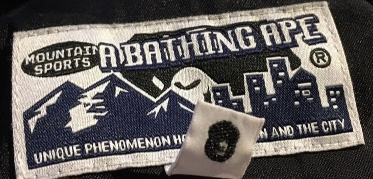 Bape Bape camo shark hoodie heavy jacket Size US M / EU 48-50 / 2 - 9 Thumbnail