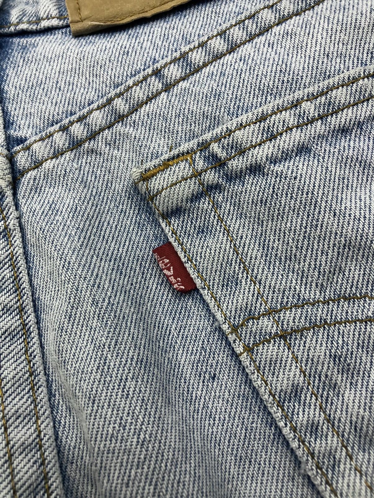 Levi's Vintage Levis 510 Light Wash Distressed Jeans Size 25" / US 0 / IT 36 - 15 Thumbnail