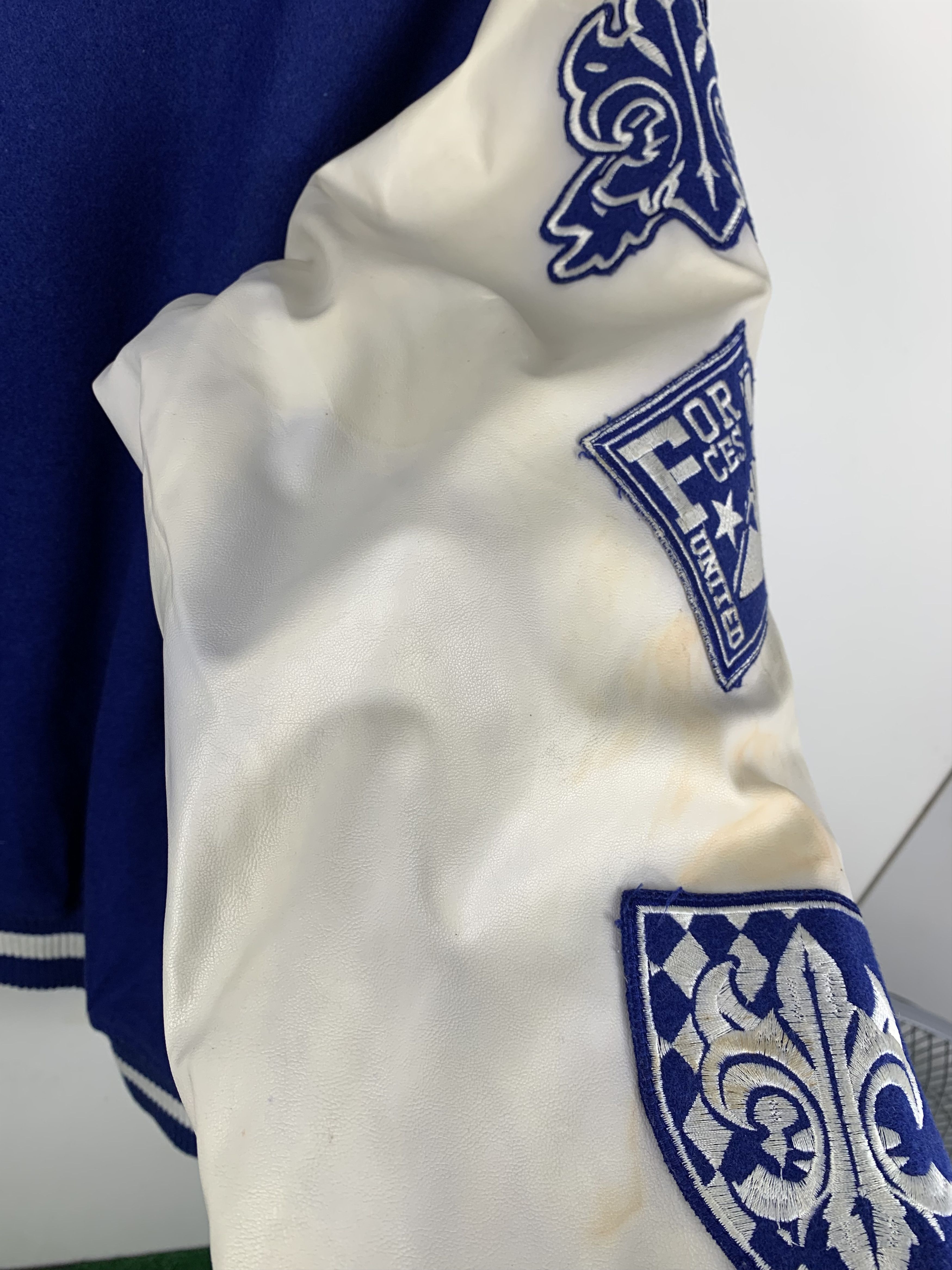 Vintage Vintage 90s Royal Spotters Leather Varsity Jacket Blue Size US L / EU 52-54 / 3 - 14 Thumbnail