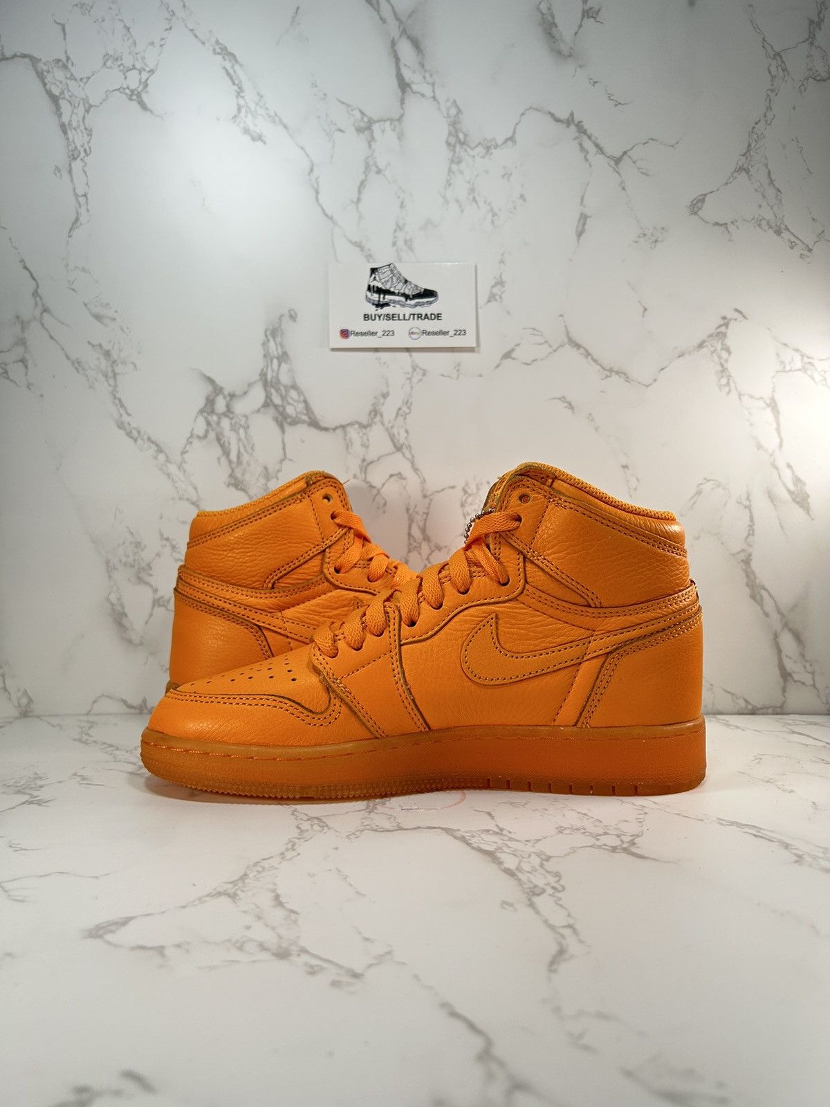 Jordan Brand Jordan 1 High Gatorade Orange Gs Size US 5 / EU 37 - 4 Thumbnail