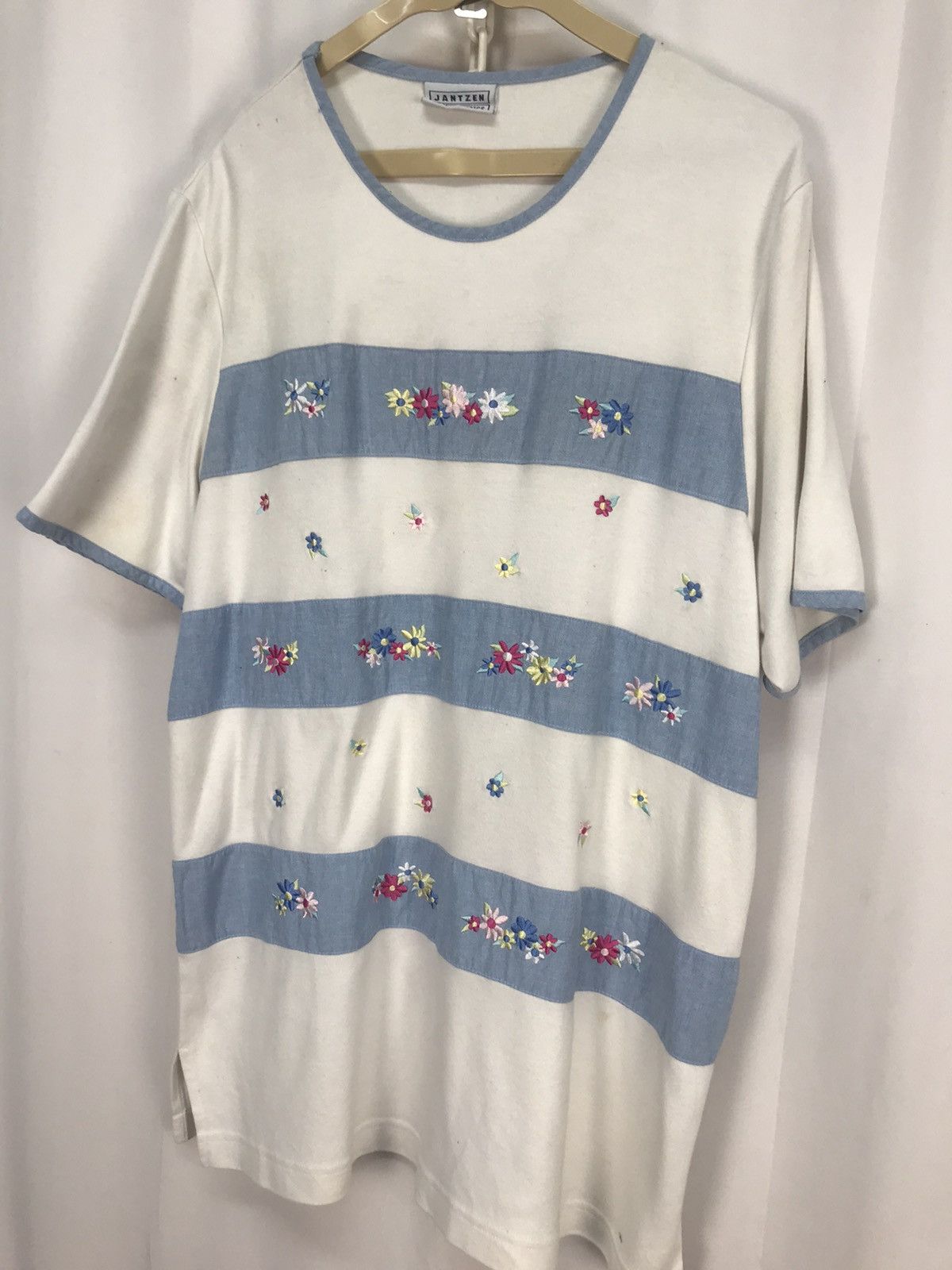 Jantzen Jantzen classic embroidered flower tshirt Size XL / US 12-14 / IT 48-50 - 3 Thumbnail