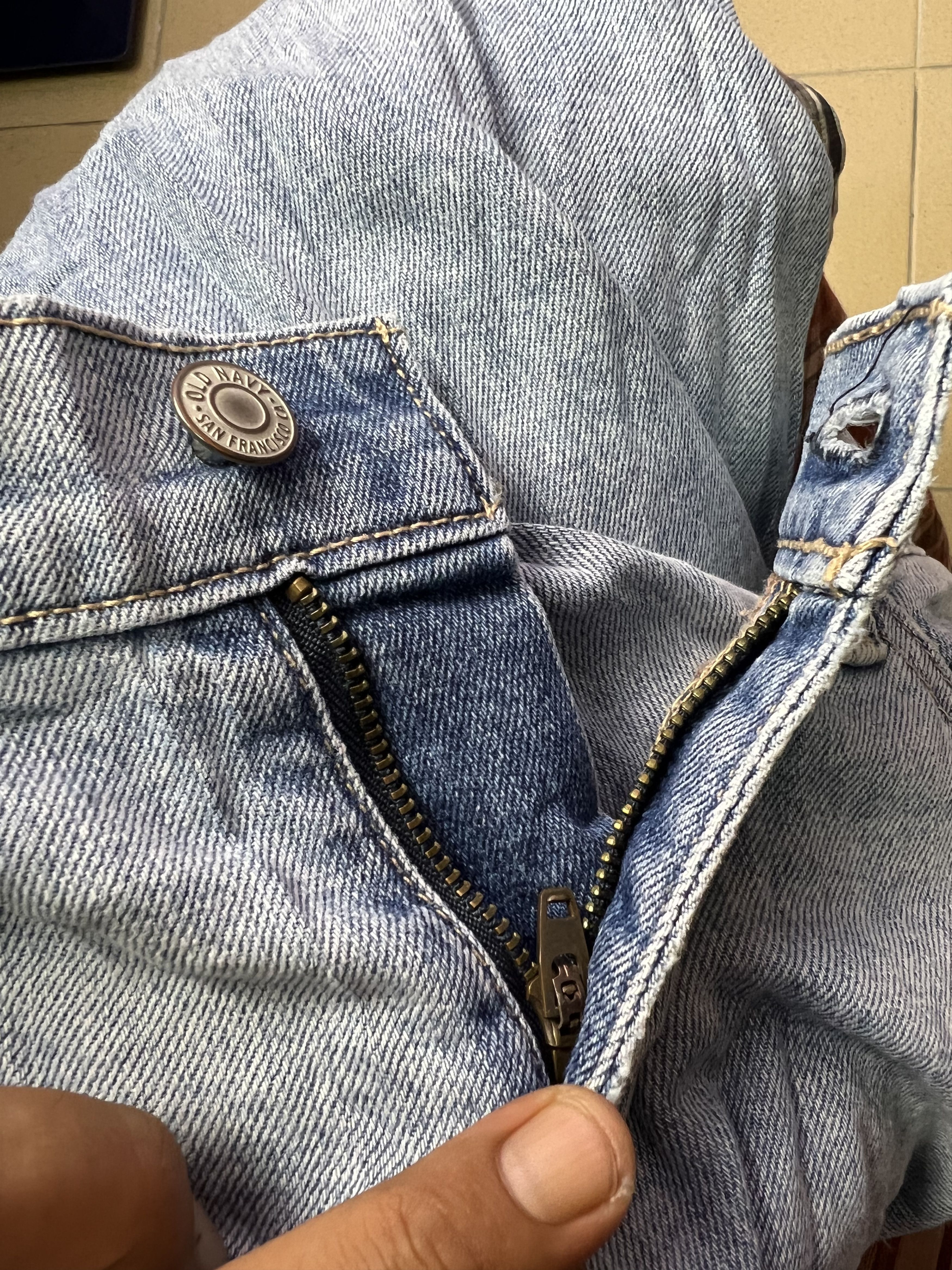 Old Navy 🔥Old Navy Boyfriend Distressed Denim Size US 30 / EU 46 - 10 Thumbnail