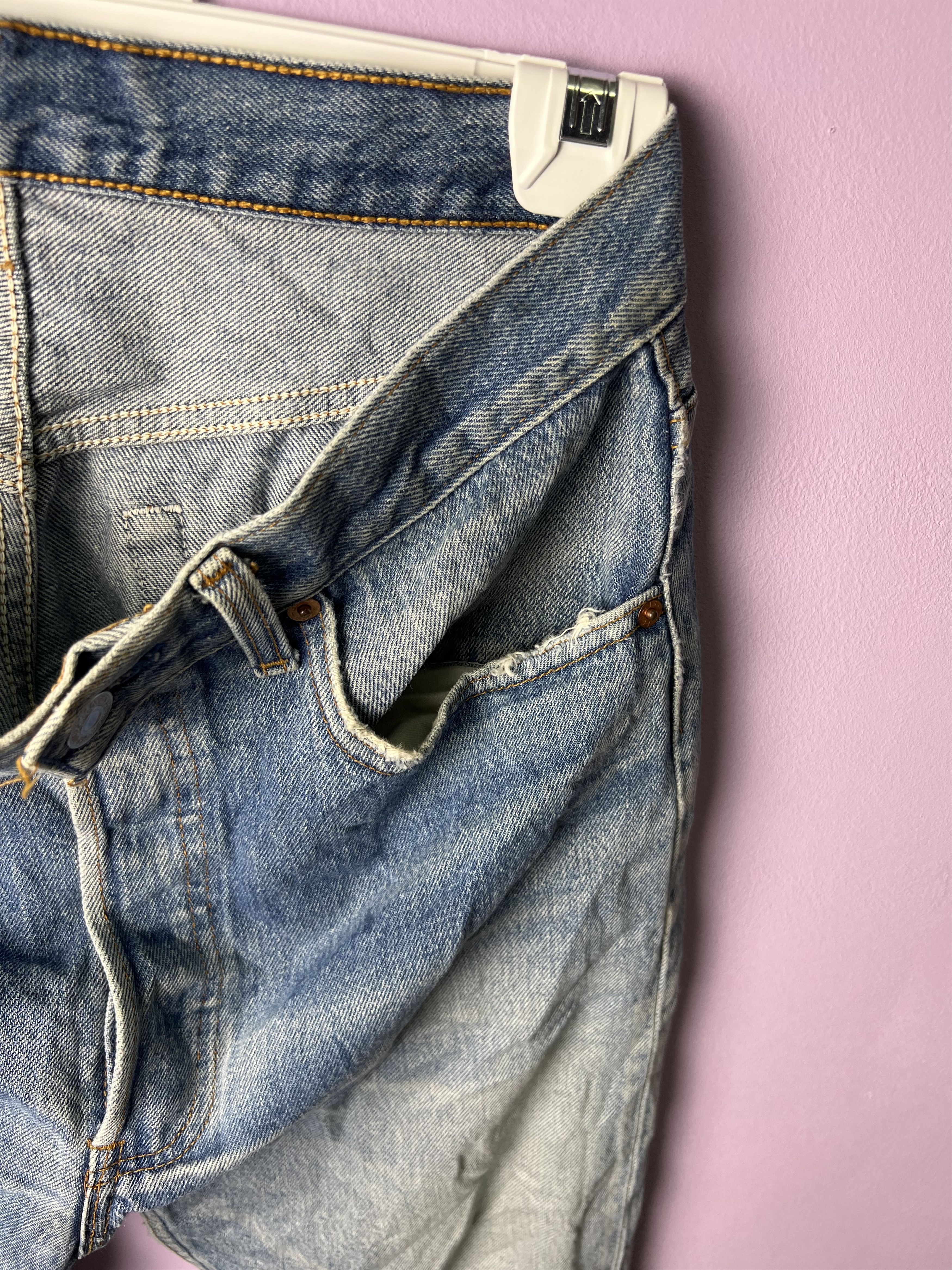 Levi's Vintage Clothing 🔥Vintage Levis 501 Distressed Denim Size US 32 / EU 48 - 9 Thumbnail