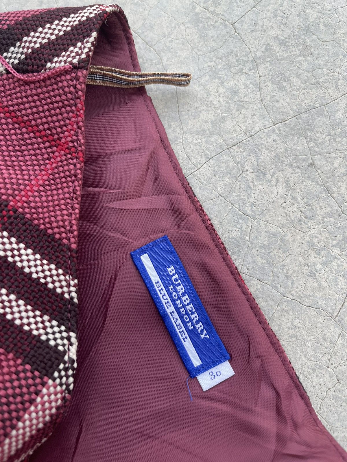 Burberry Burberry blue label checkered red wine mini skirt Size 26" / US 2 / IT 38 - 7 Thumbnail