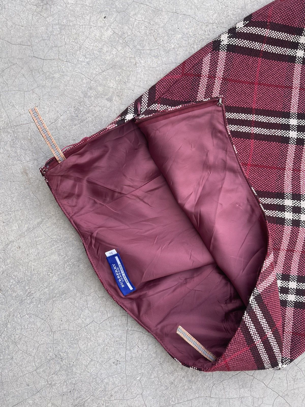 Burberry Burberry blue label checkered red wine mini skirt Size 26" / US 2 / IT 38 - 6 Thumbnail