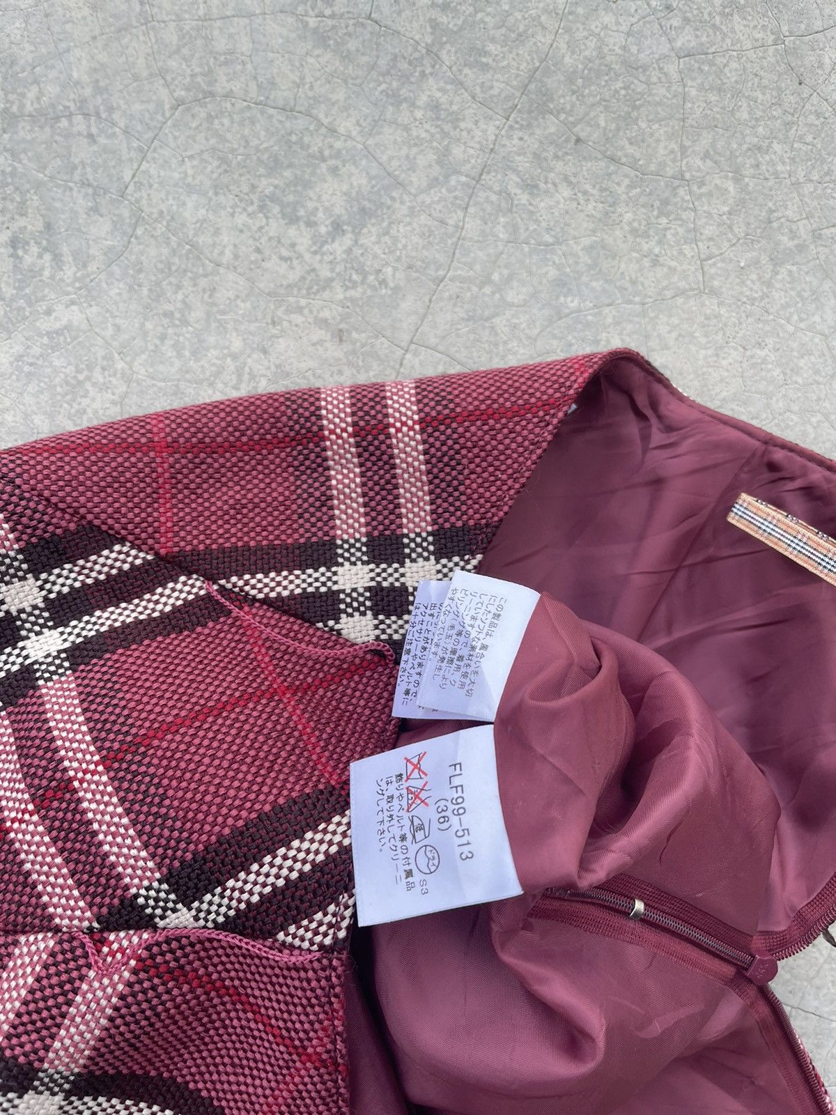 Burberry Burberry blue label checkered red wine mini skirt Size 26" / US 2 / IT 38 - 8 Thumbnail