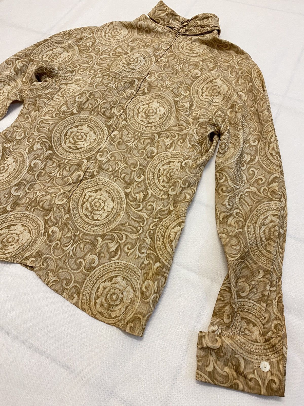 Valentino 🔥🔥💰💰RARE Vintage valentino silk turtleneck fullprint Size L / US 10 / IT 46 - 6 Thumbnail