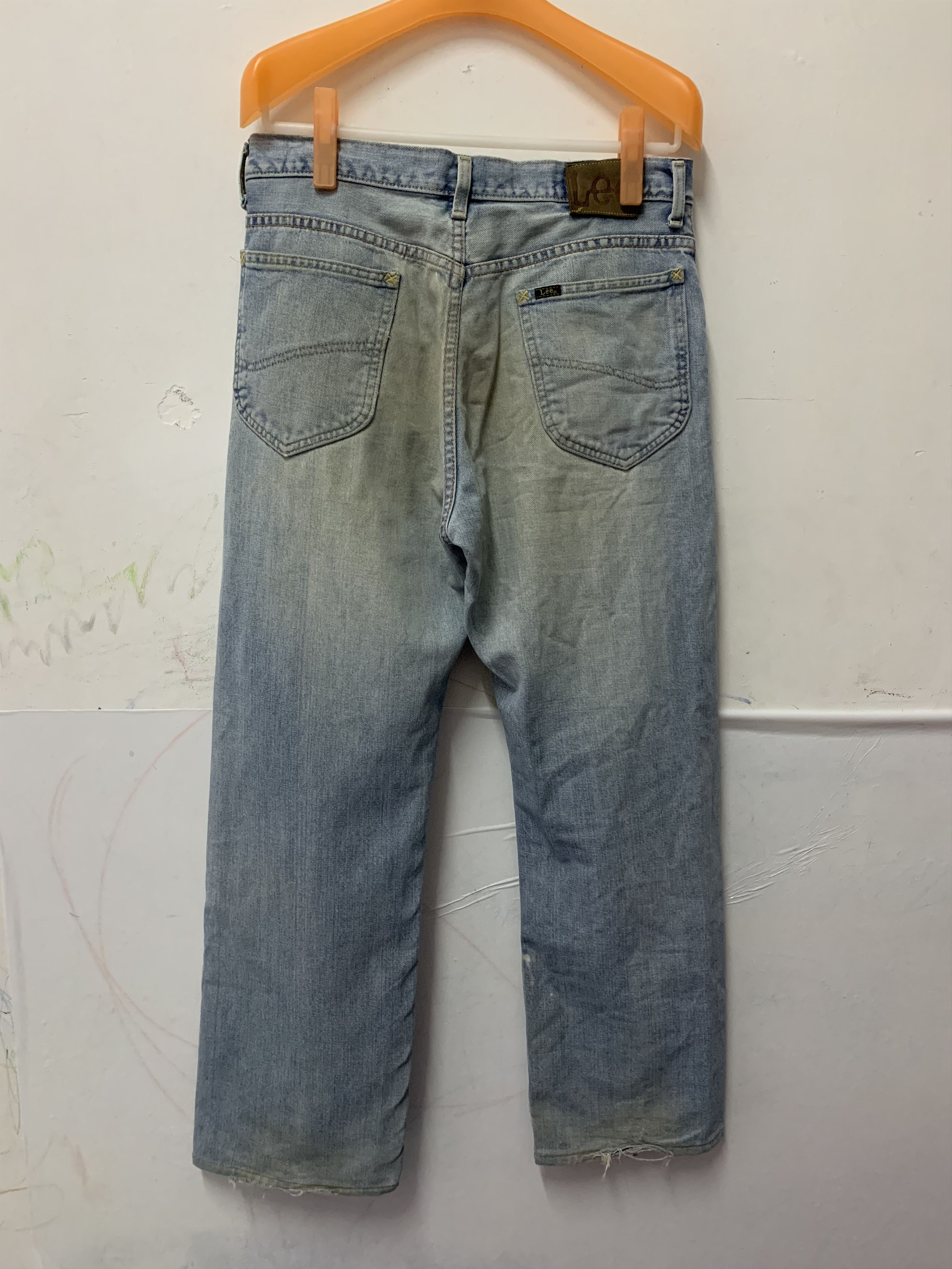 image of Distressed Denim x Jean Vintage Lee Rider Fly Button Sanforized Selvedge Denim Jeans (Size 32)