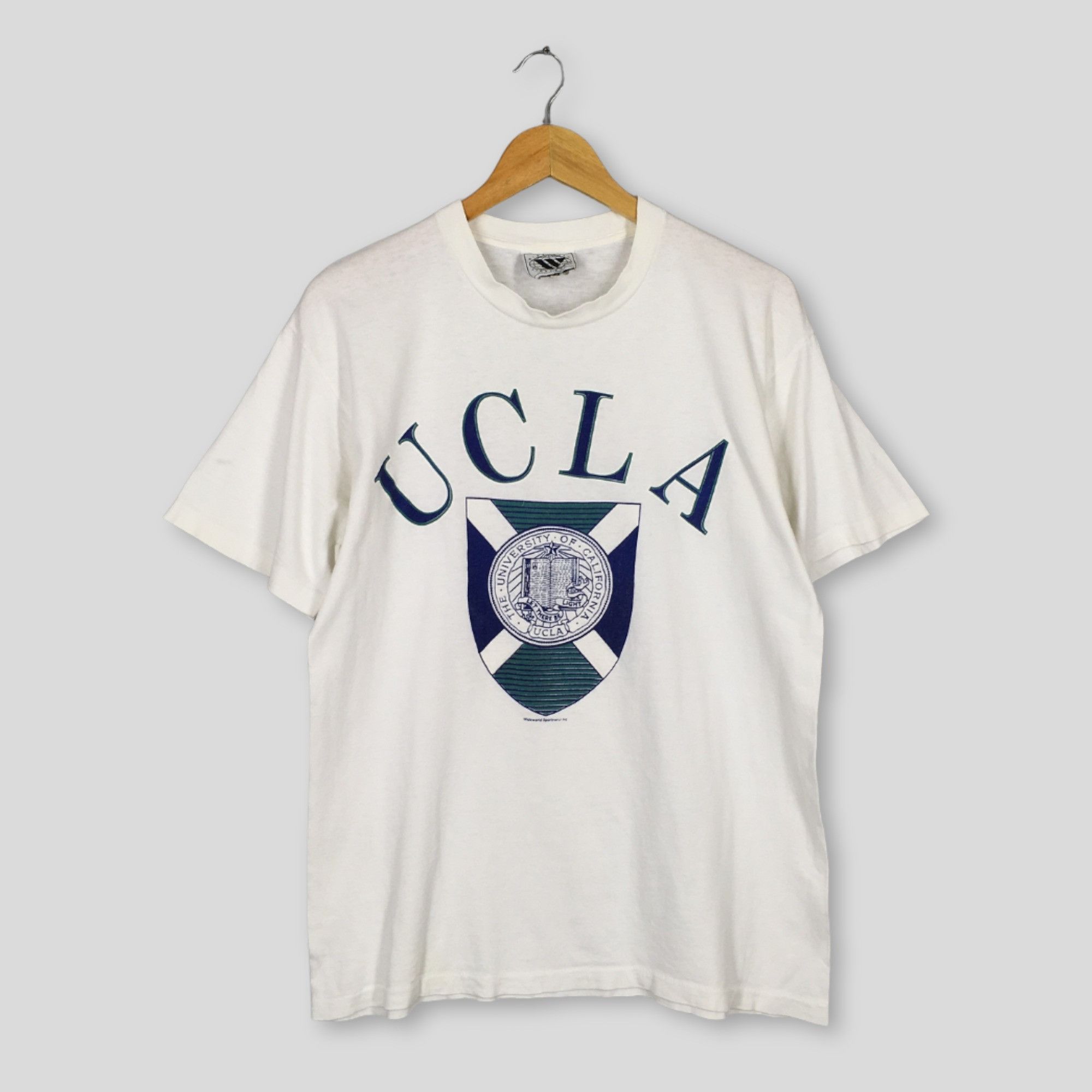 Vintage Vintage University Of California Los Angeles Size M Size US M / EU 48-50 / 2 - 1 Thumbnail