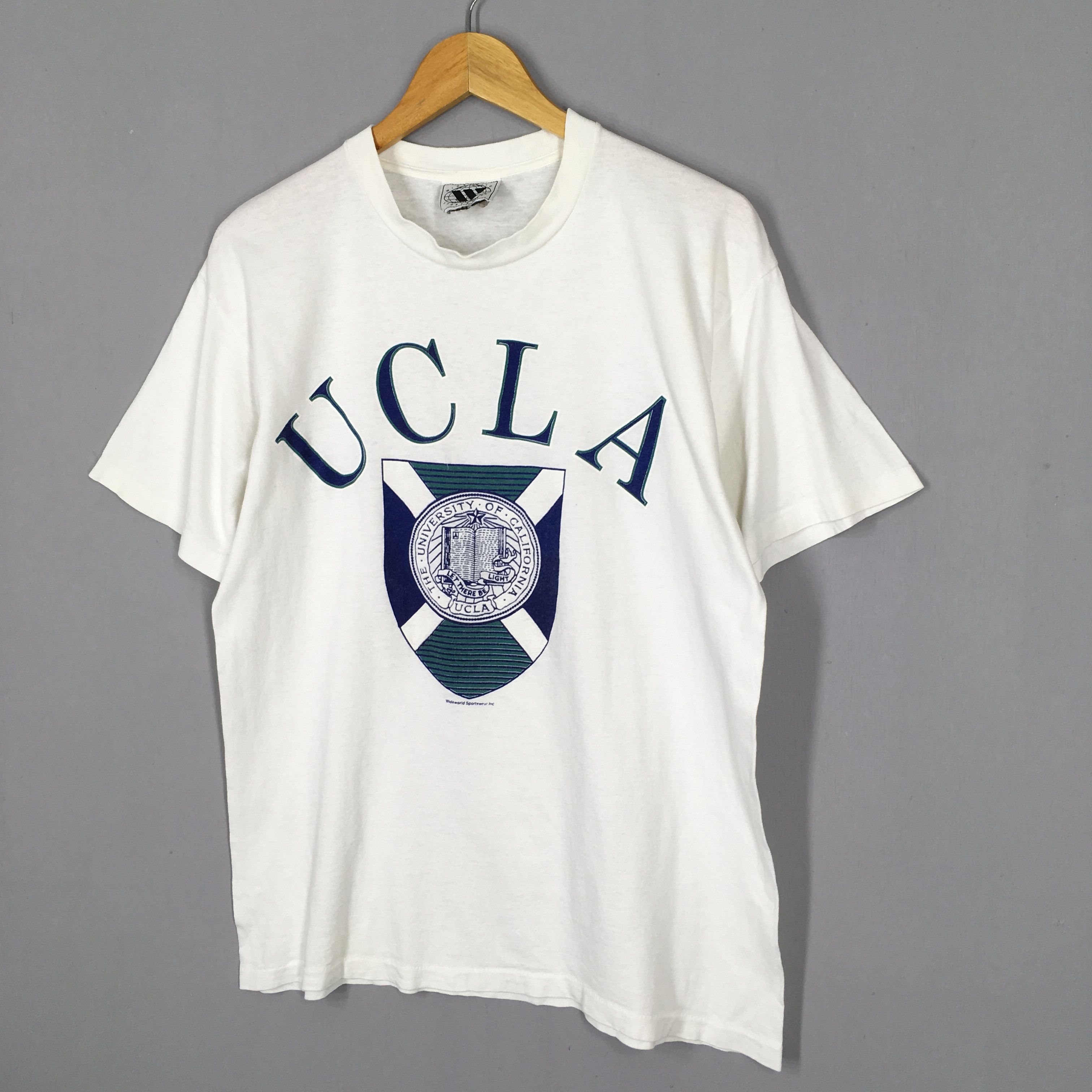 Vintage Vintage University Of California Los Angeles Size M Size US M / EU 48-50 / 2 - 3 Thumbnail