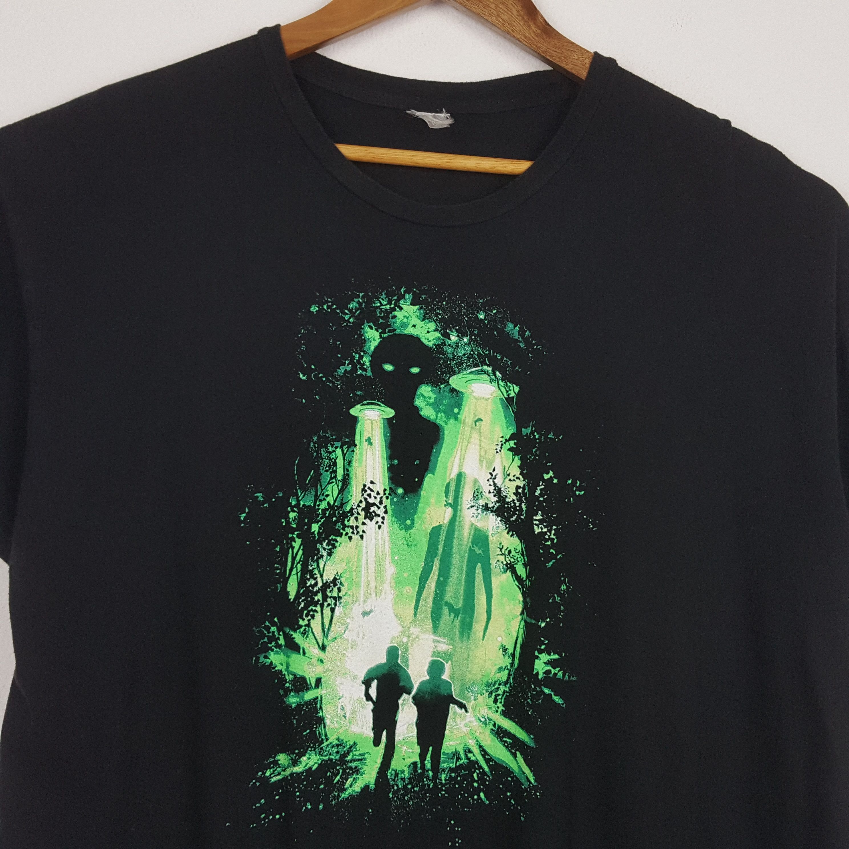 Vintage Vintage Alien Horror Movie Nice Design t-shirt Size US XL / EU 56 / 4 - 4 Thumbnail
