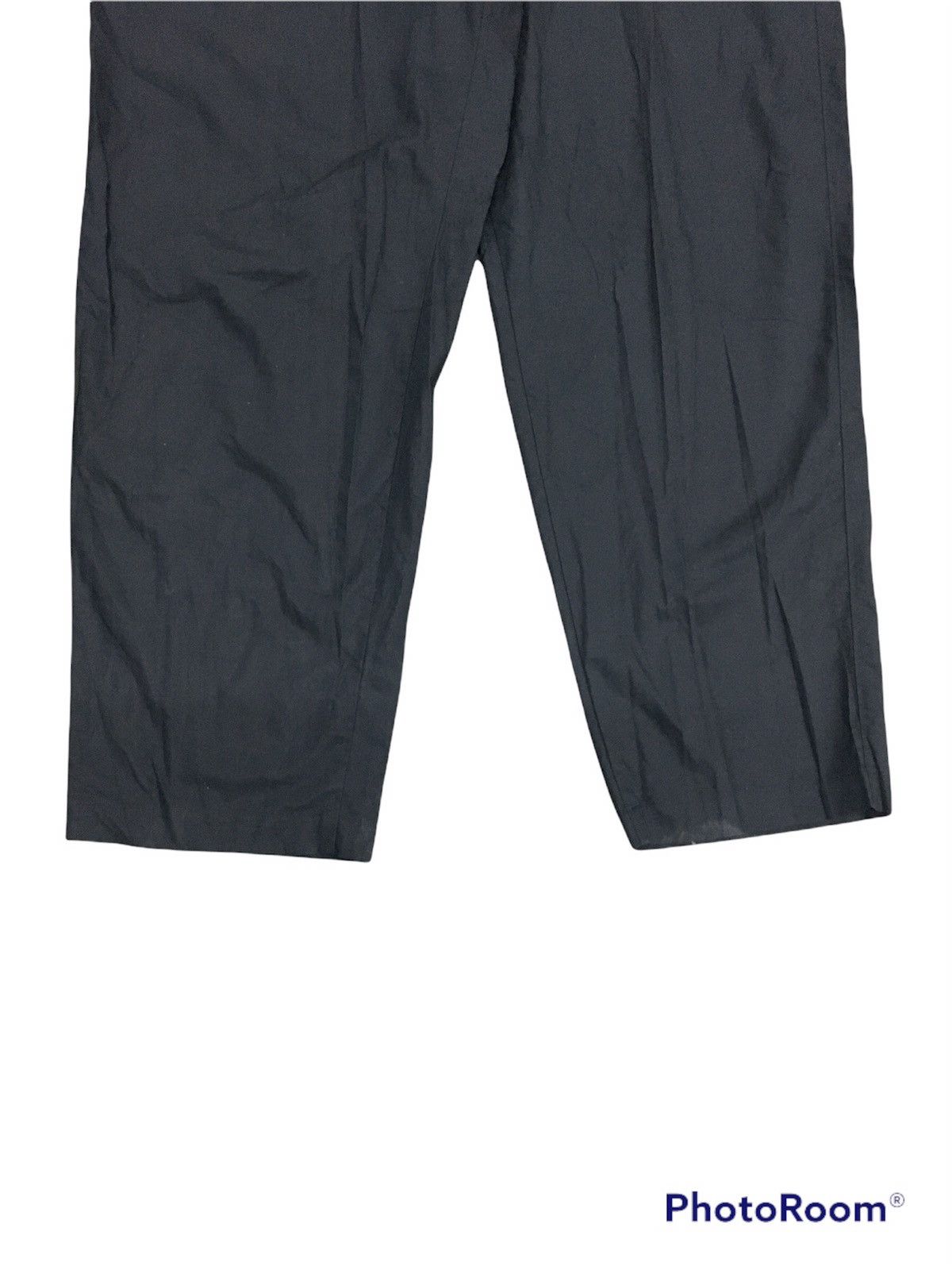 Uniqlo Uniqlo Black stretchable Baggy pants Size US 37 - 3 Thumbnail