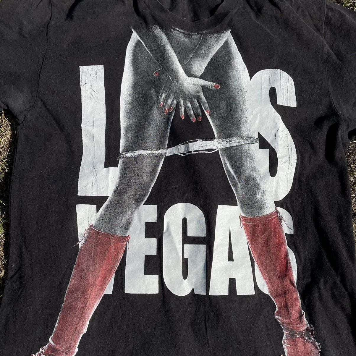 Vintage Vintage 90s Adult “ Sexy Las Vegas Babe” Art Humor Tee Size US M / EU 48-50 / 2 - 5 Thumbnail