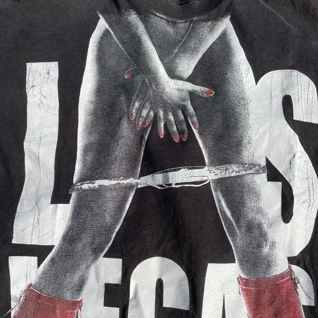 Vintage Vintage 90s Adult “ Sexy Las Vegas Babe” Art Humor Tee Size US M / EU 48-50 / 2 - 6 Thumbnail
