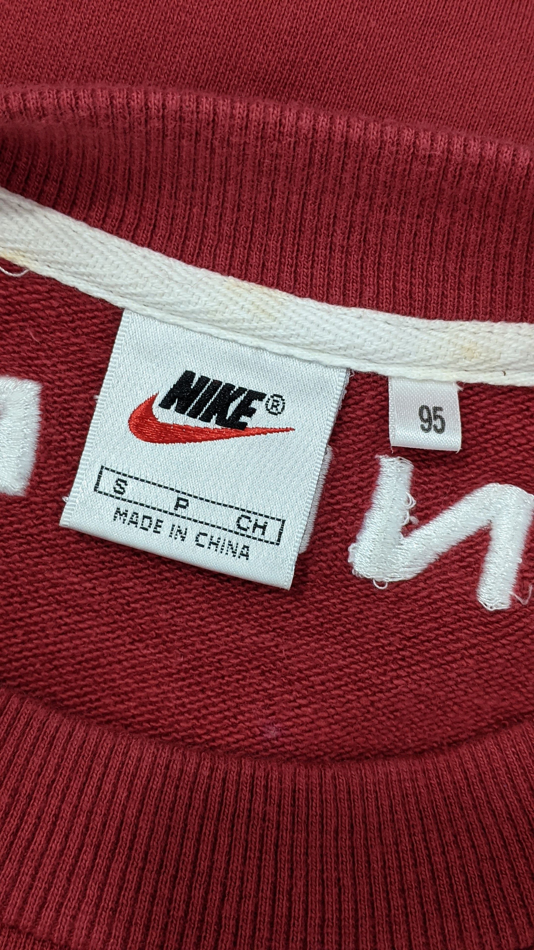 Nike 90s Nike Big Swoosh Logo embroidery sweatshirt crewneck Size US S / EU 44-46 / 1 - 4 Thumbnail