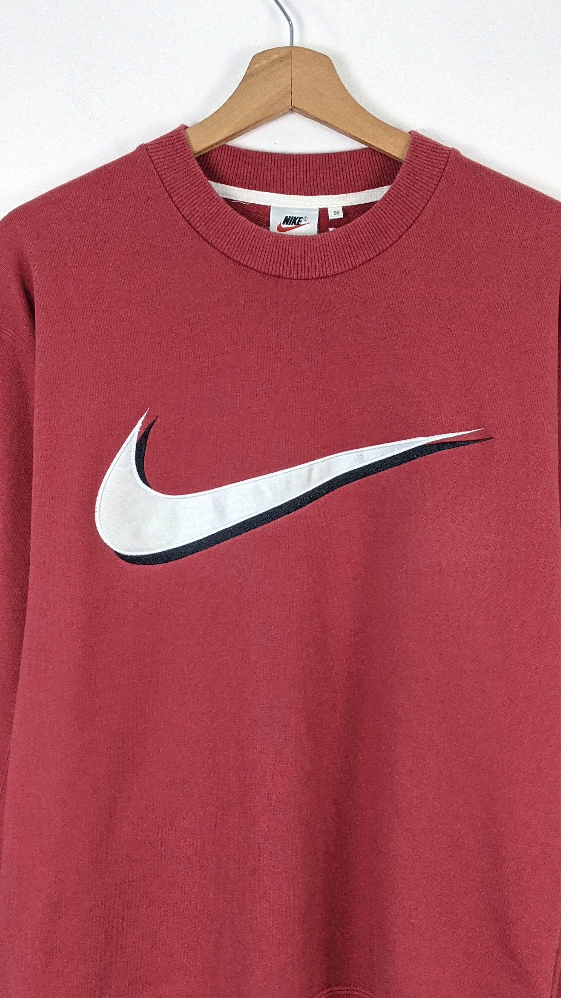 Nike 90s Nike Big Swoosh Logo embroidery sweatshirt crewneck Size US S / EU 44-46 / 1 - 2 Thumbnail