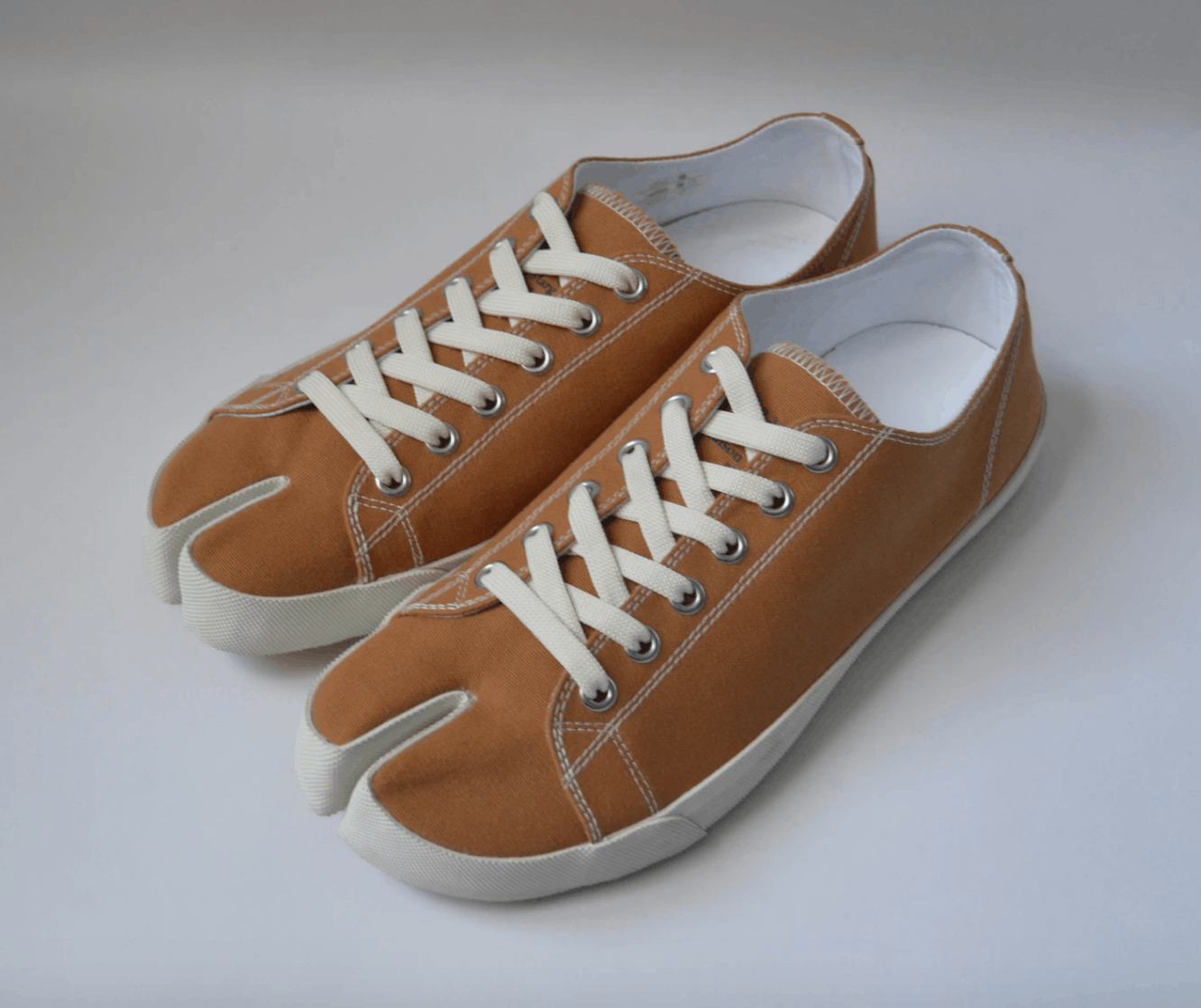 Maison Margiela Orange Canvas ‘Tabi’ Sneakers Size US 8 / EU 41 - 3 Thumbnail