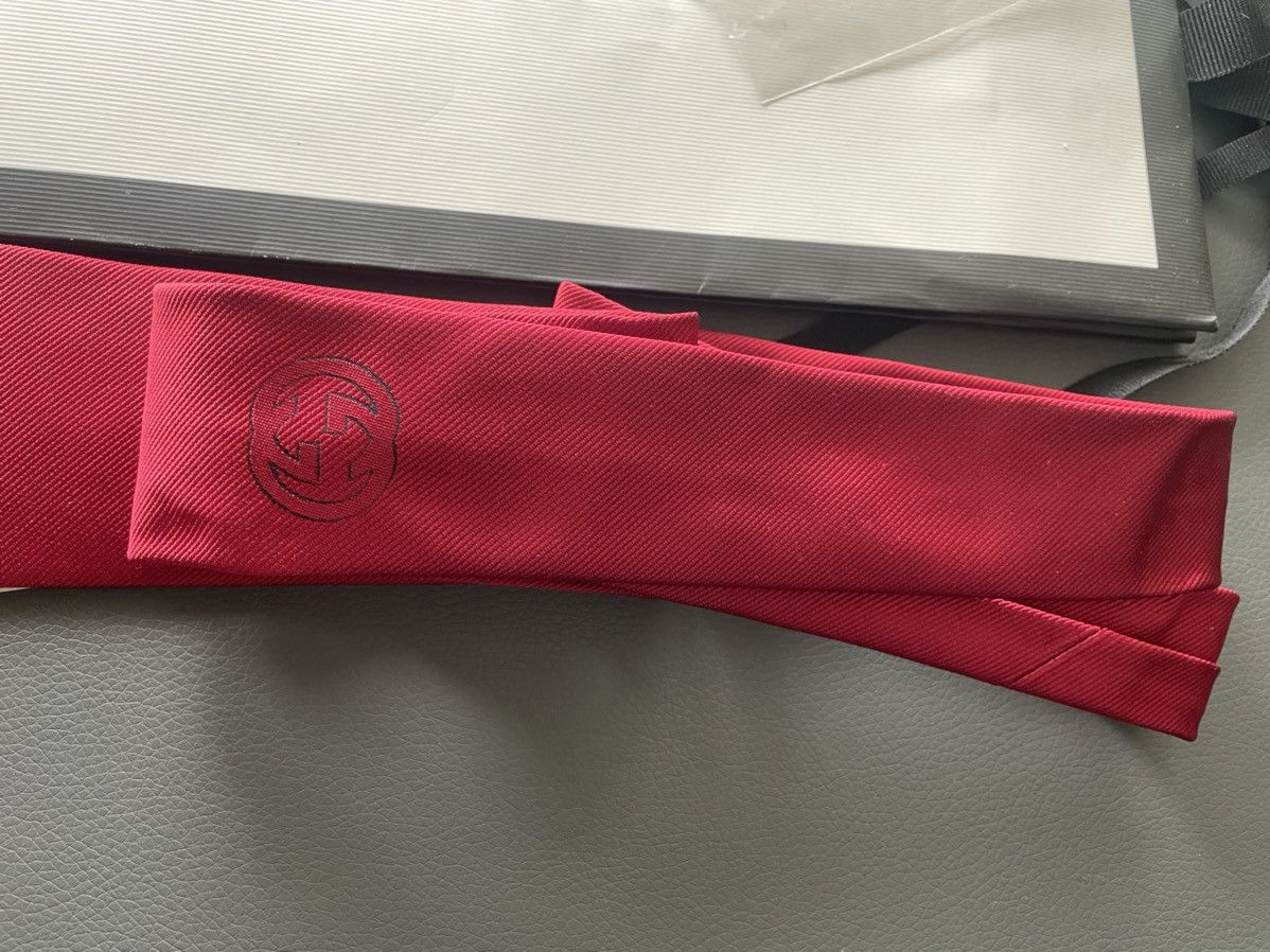 Gucci Runway Limited Rare Brand New Gucci Logo Premium Silk Tie Size ONE SIZE - 12 Thumbnail