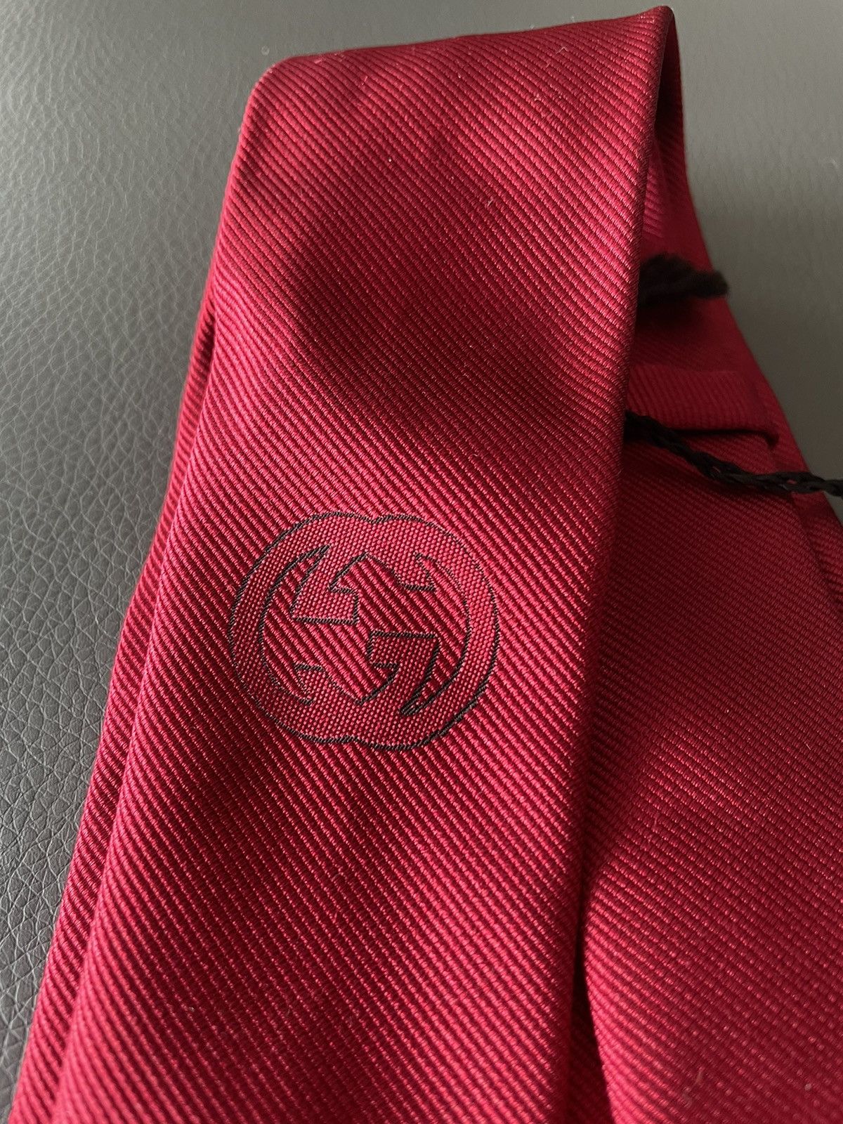 Gucci Runway Limited Rare Brand New Gucci Logo Premium Silk Tie Size ONE SIZE - 2 Thumbnail