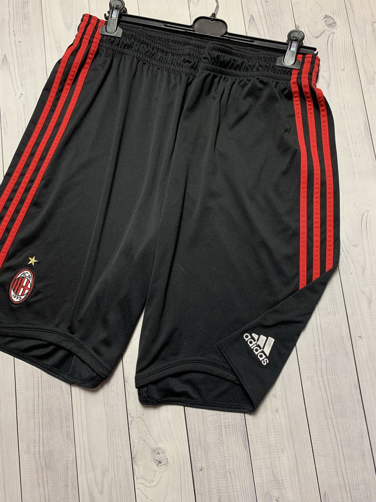 Adidas × Vintage Vintage adidas AC Milan soccer shorts size XXL Size US 38 / EU 54 - 3 Thumbnail