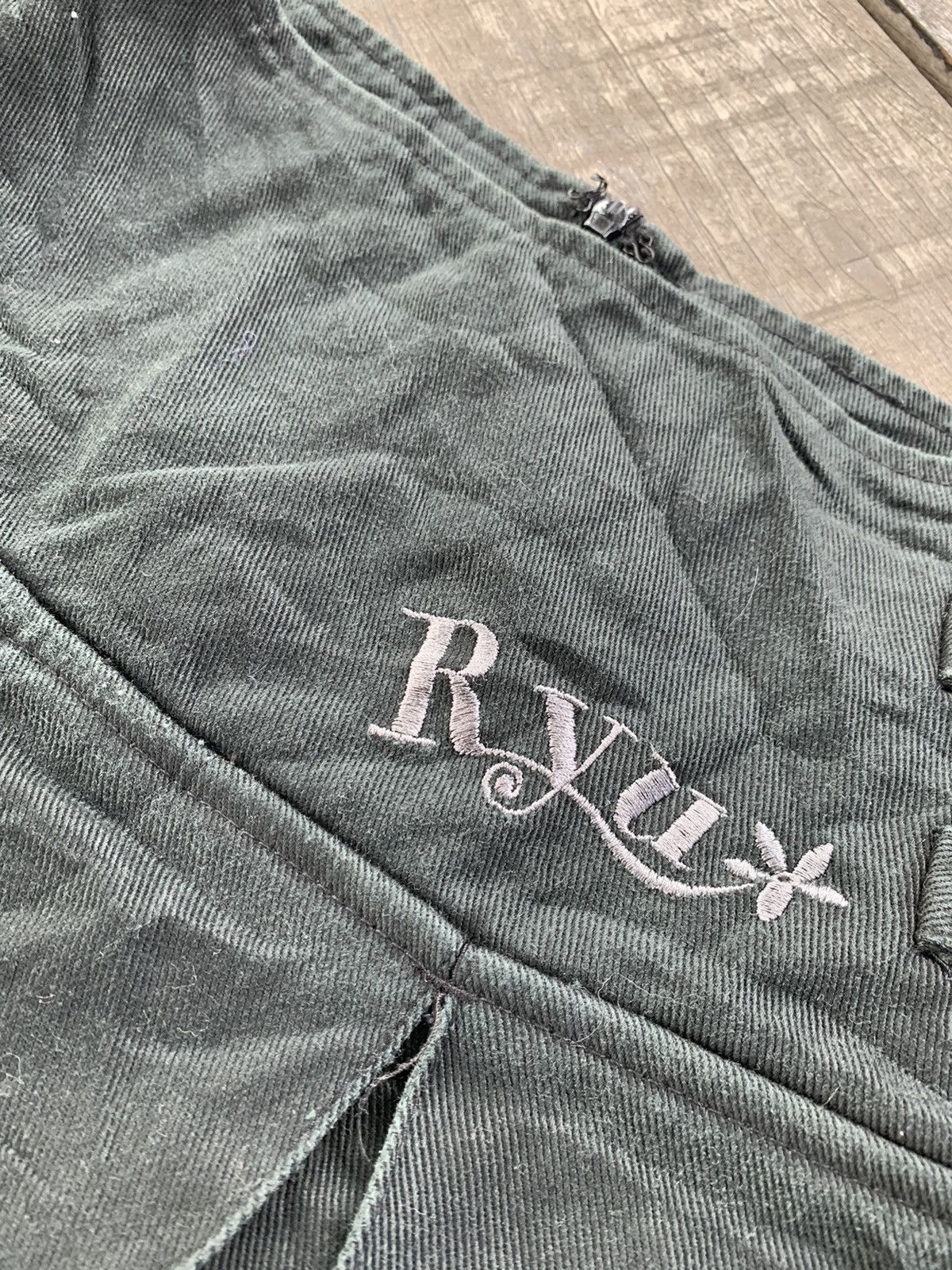Japanese Brand Ryu mini skirt nice design Size 26" / US 2 / IT 38 - 5 Thumbnail