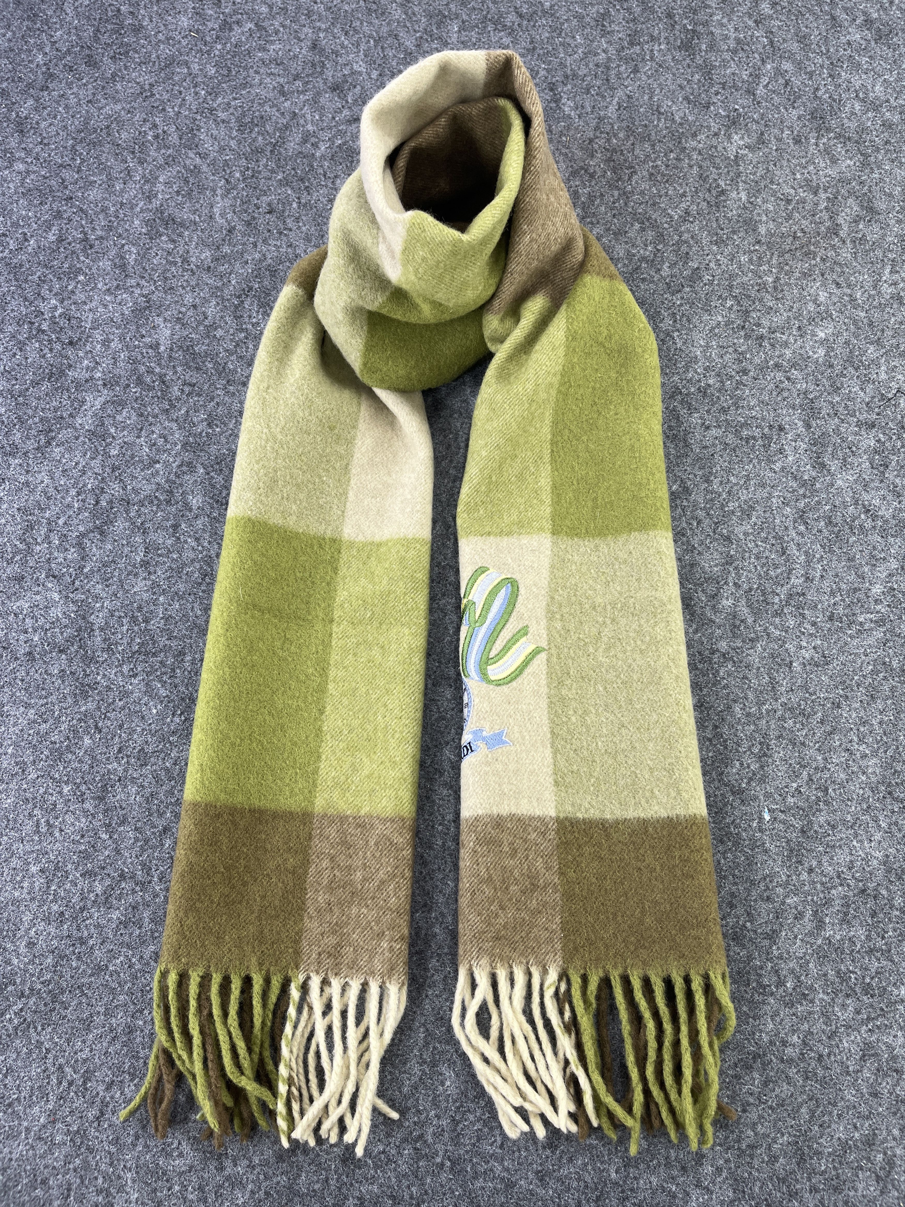 Trussardi TRUSSARDI BIG LOGO SCARVES / MUFFLER / NECKWEAR T189 Size ONE SIZE - 2 Thumbnail