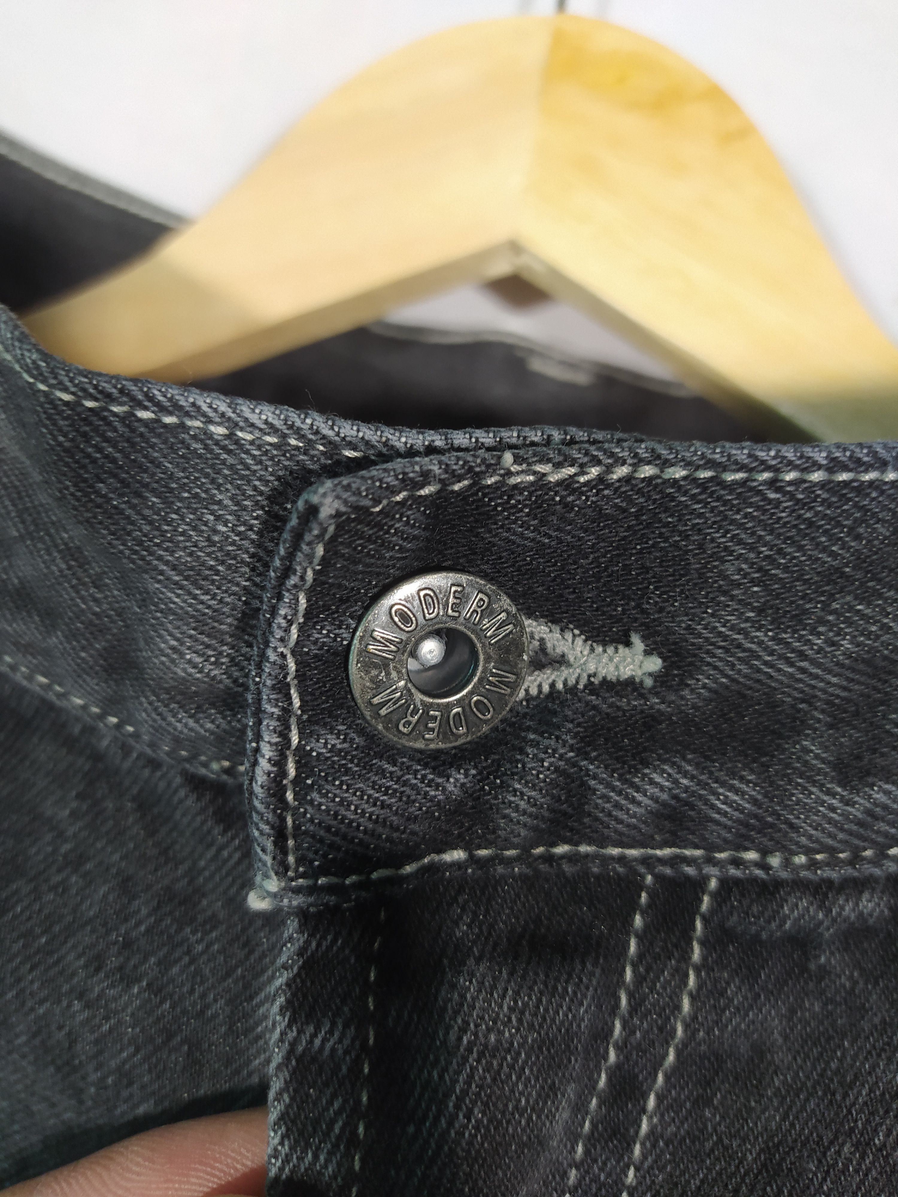 Japanese Brand Japanese brand modern modern jeans Size US 29 - 6 Thumbnail