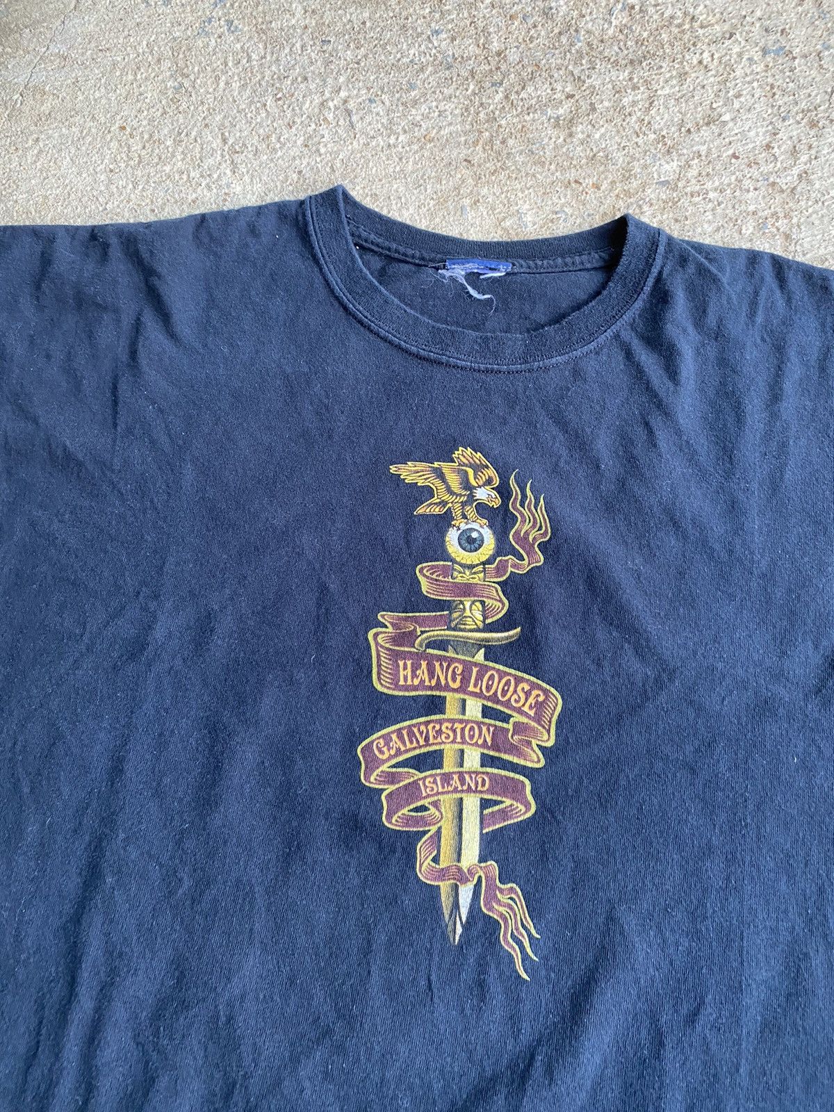 Japanese Brand × Vintage Vintage Y2K Hang Loose Surf Skate Tattoo Shirt Size US XL / EU 56 / 4 - 2 Thumbnail