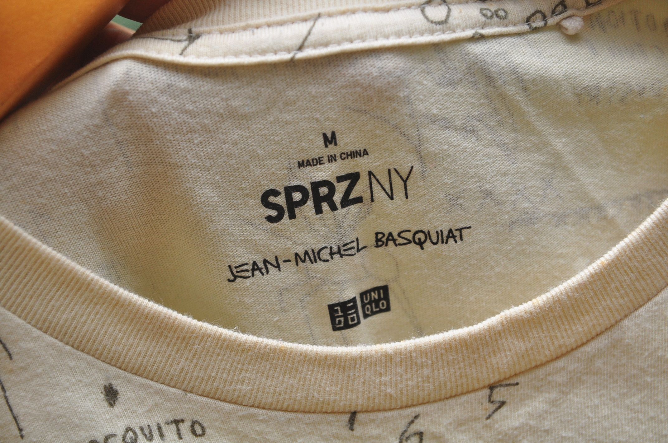 Japanese Brand Jean Michel Basquiat X Uniqlo Full Print Shirt Size US M / EU 48-50 / 2 - 4 Thumbnail