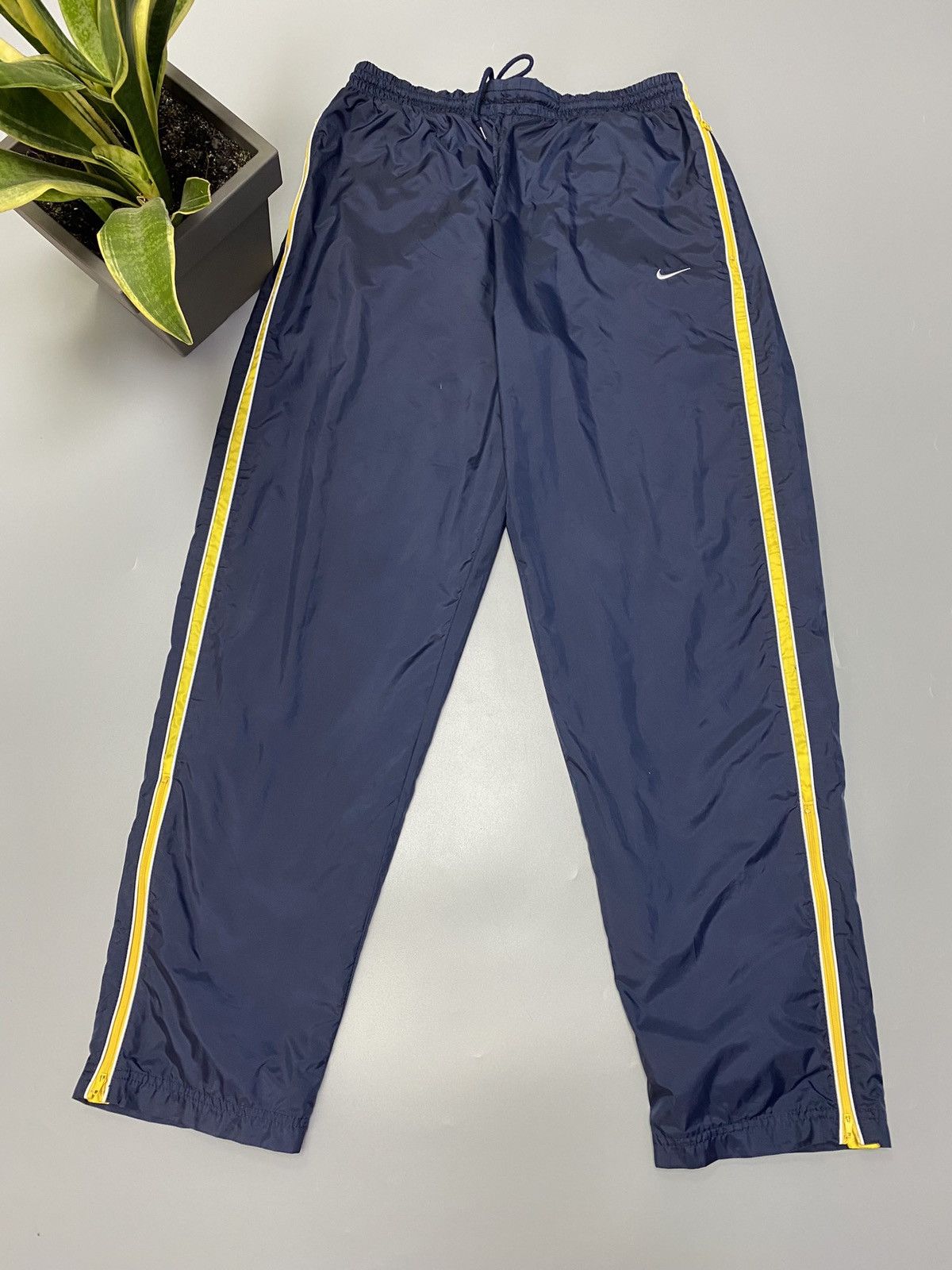 Nike × Vintage Vintage Nike Y2K Small Logo Blue Track Pants Size US 34 / EU 50 - 2 Thumbnail