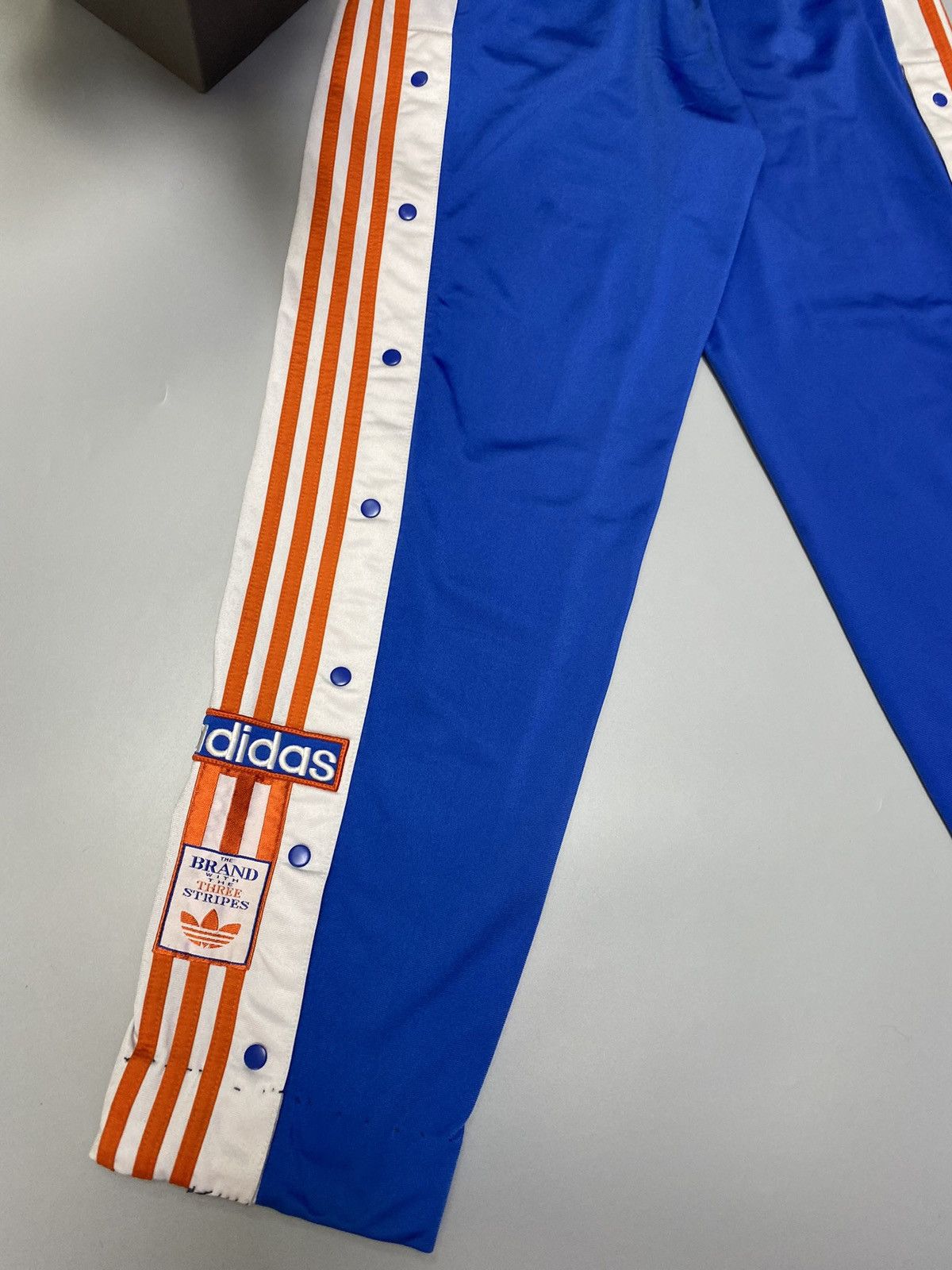 Other Vintage Adidas Basketball Side Buttons Track Pants Size US 32 / EU 48 - 24 Thumbnail