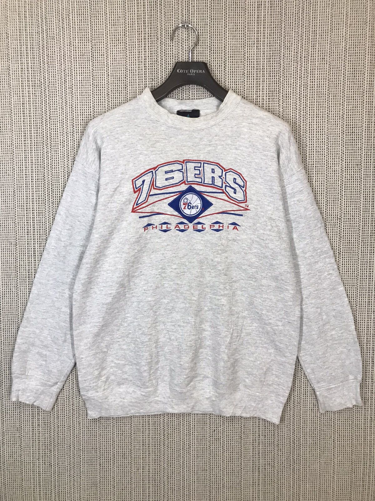 VINTAGE 76ERS PHILADELPHIA BASKETBALL SWEATSHIRT‼️