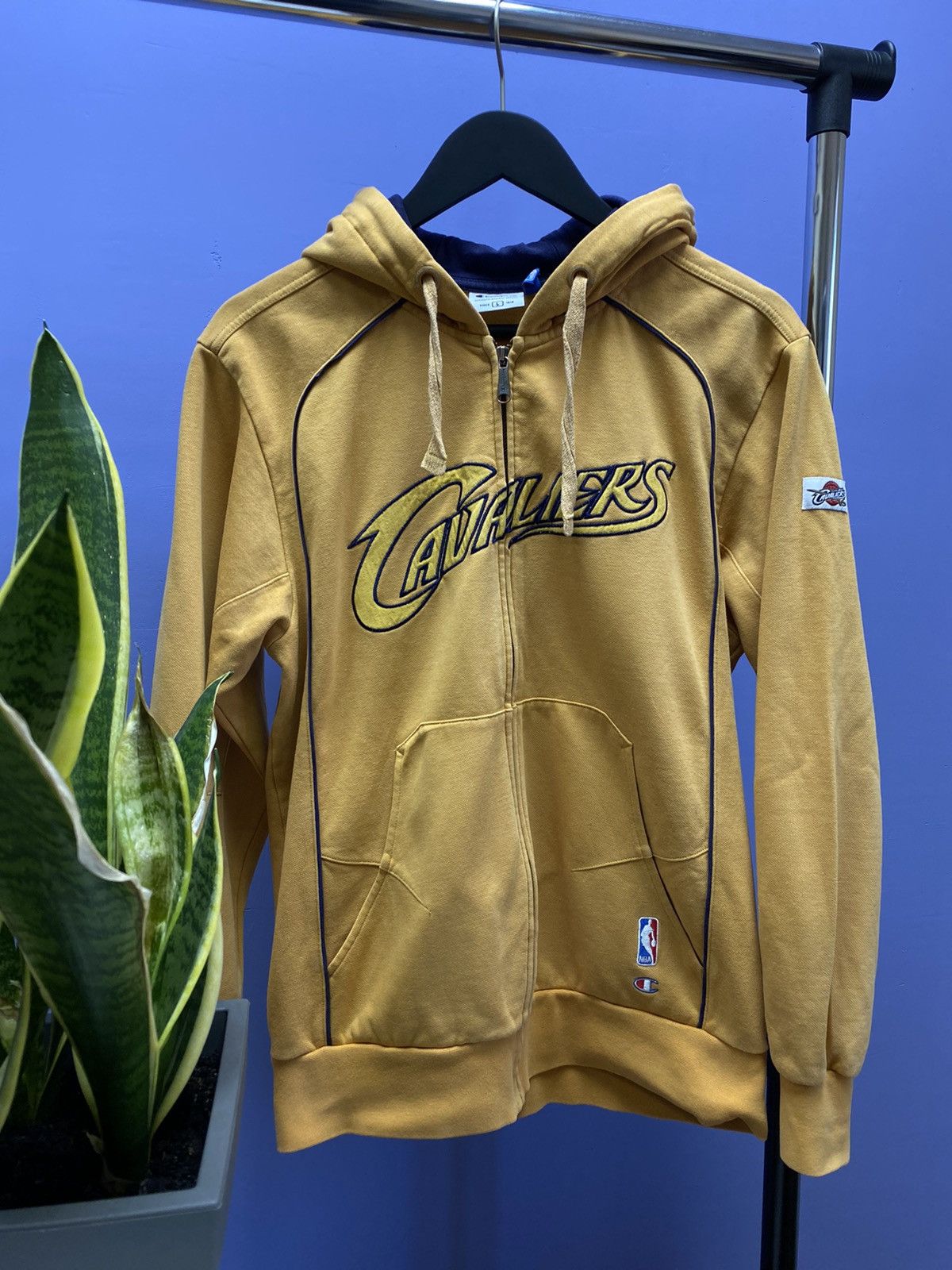 Champion × NBA × Vintage Champion Cleveland Cavaliers NBA Zip Hoodie Size L Size US L / EU 52-54 / 3 - 3 Thumbnail