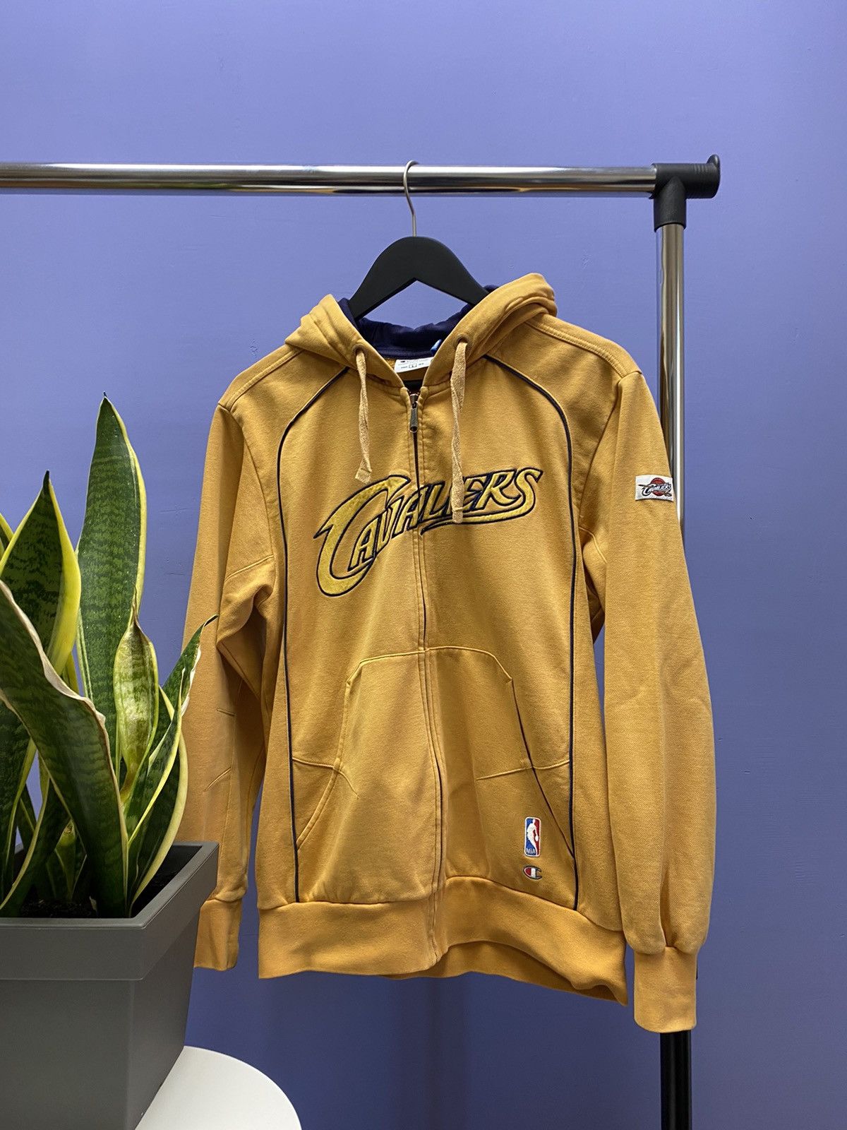 Champion × NBA × Vintage Champion Cleveland Cavaliers NBA Zip Hoodie Size L Size US L / EU 52-54 / 3 - 11 Thumbnail