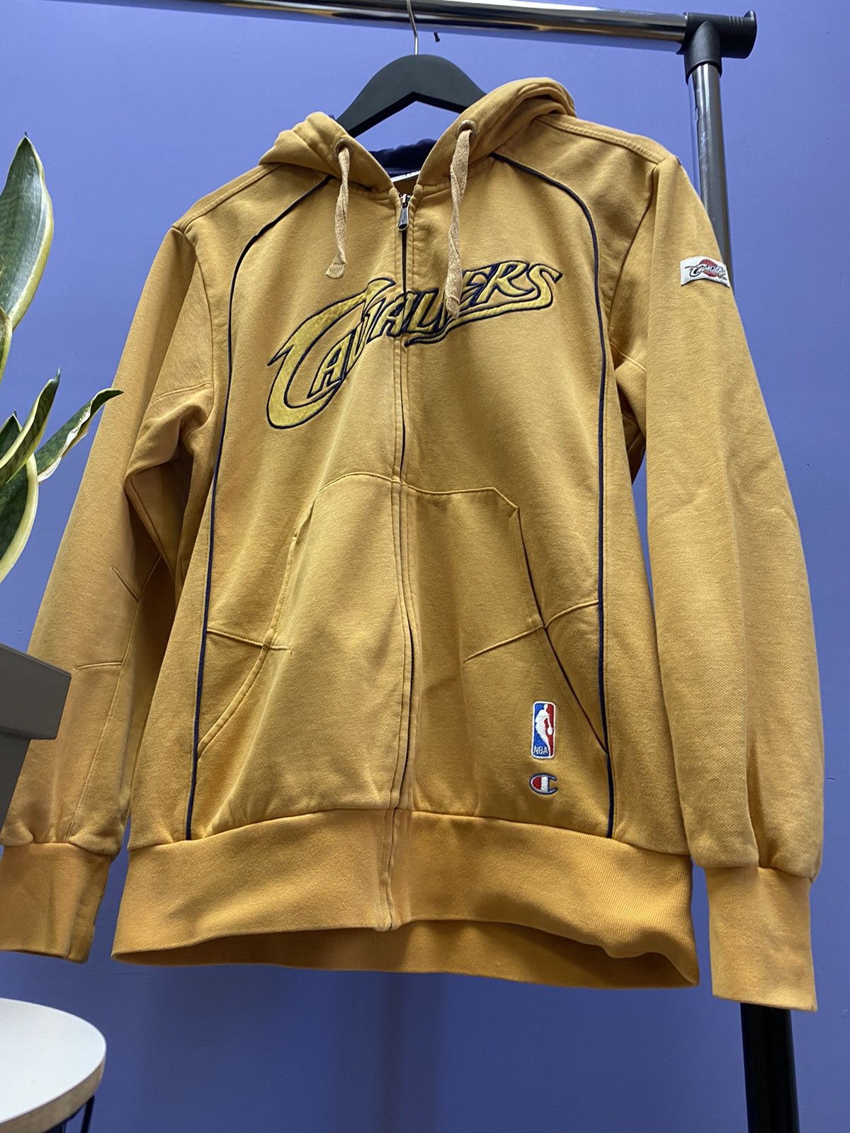 Champion × NBA × Vintage Champion Cleveland Cavaliers NBA Zip Hoodie Size L Size US L / EU 52-54 / 3 - 12 Thumbnail